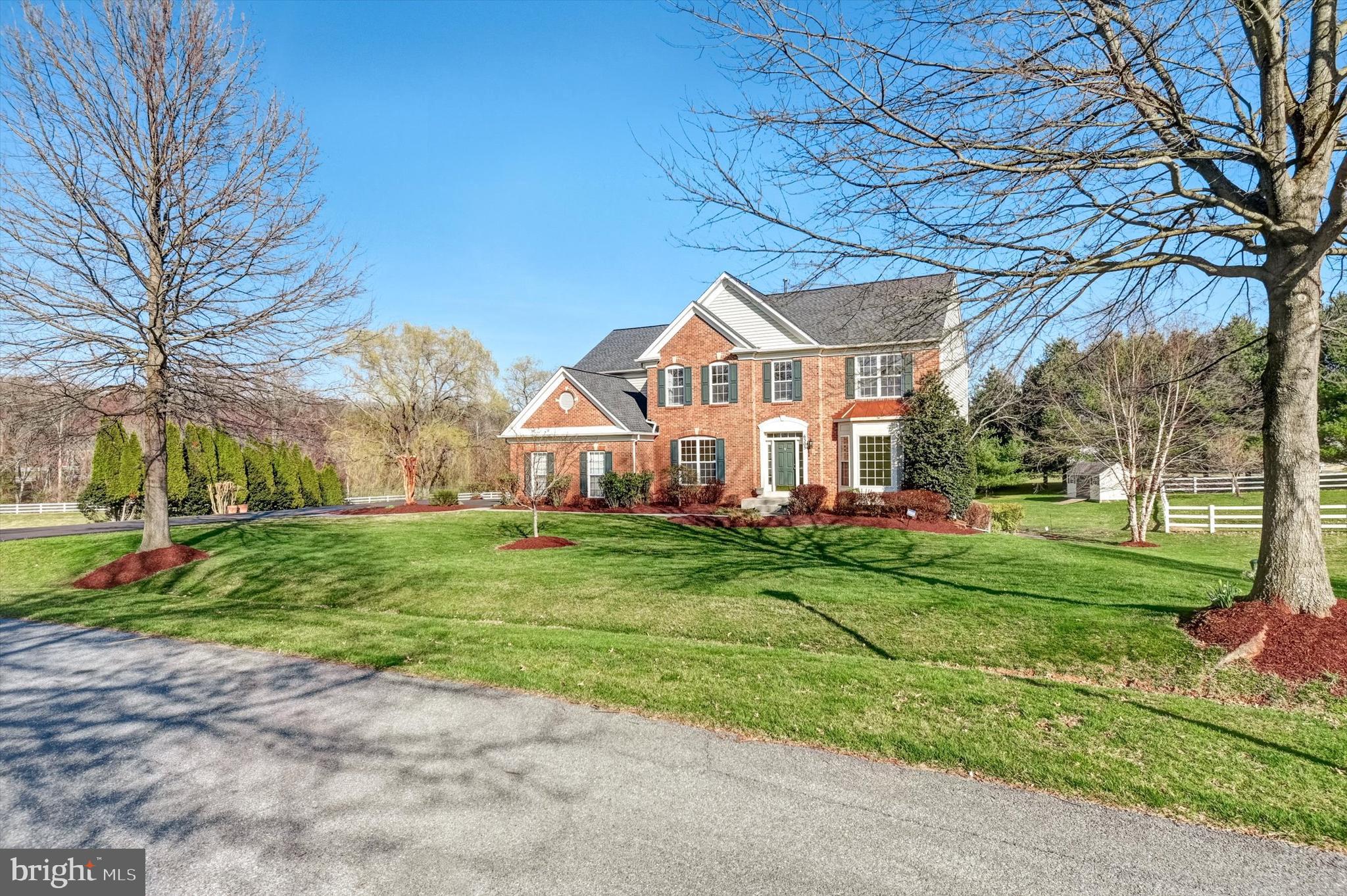 BROOKEFIELD - Residential
