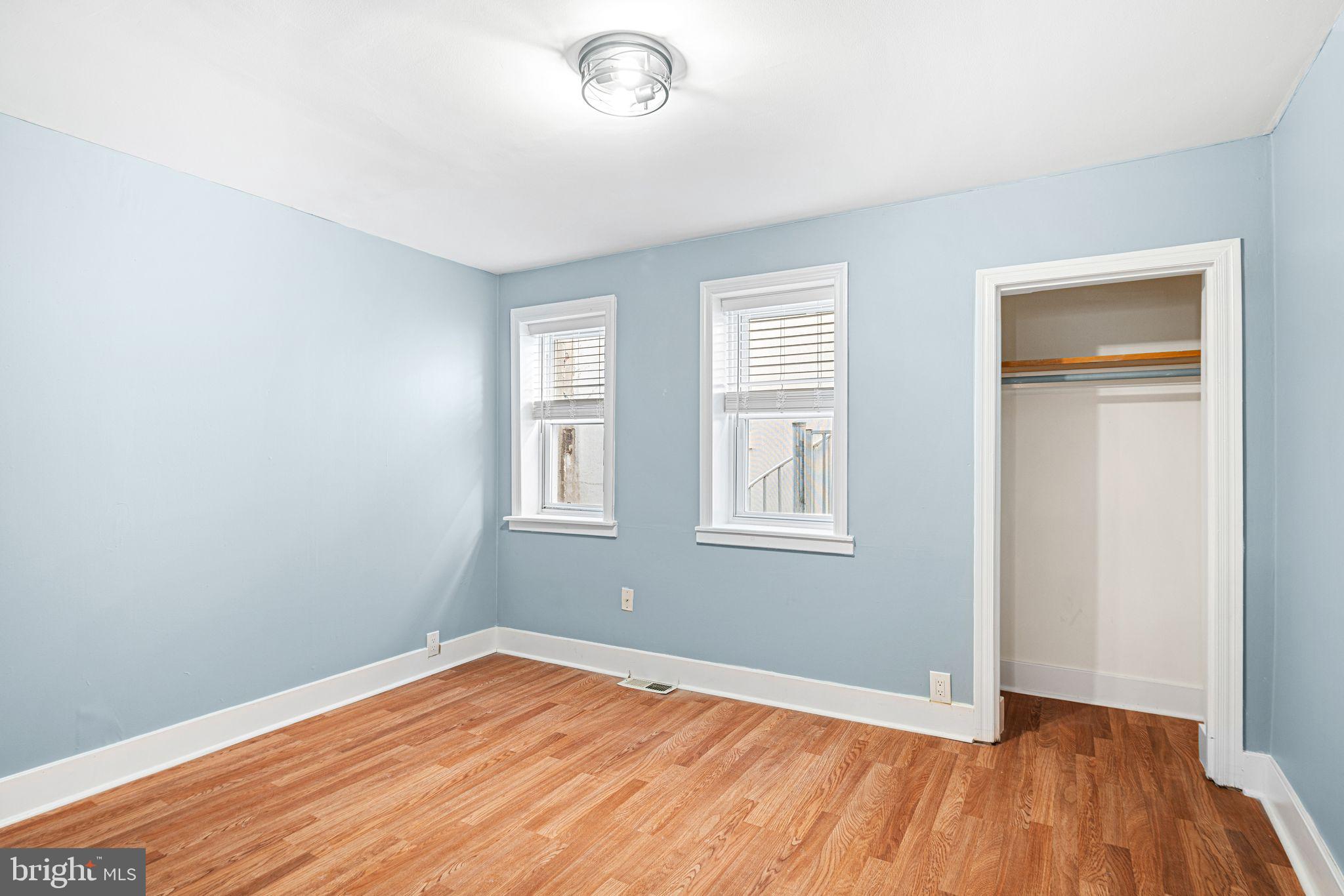 POINT BREEZE - Residential Lease