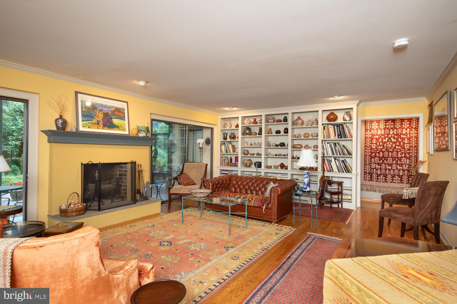 CHESTNUT HILL - Residential