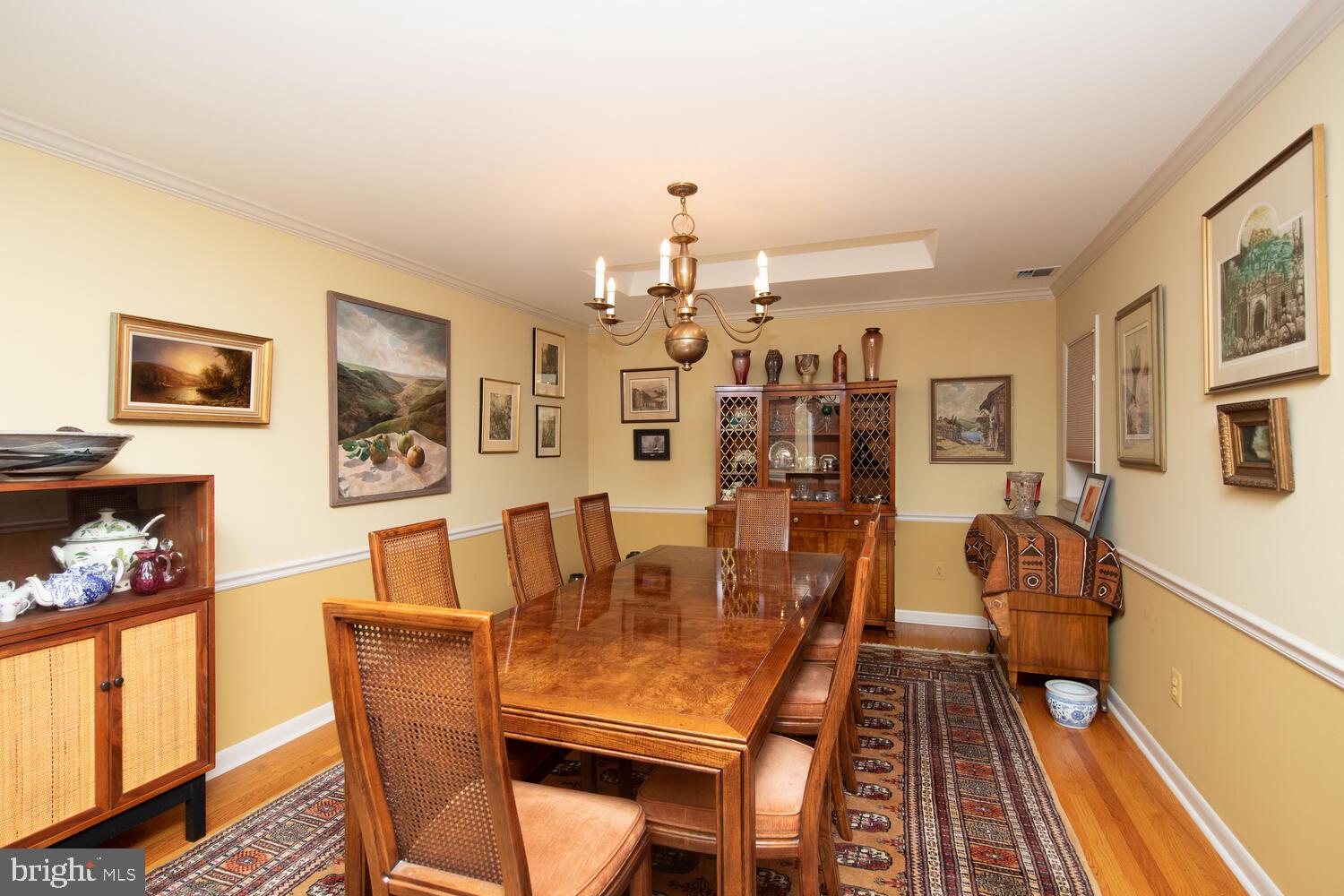 CHESTNUT HILL - Residential