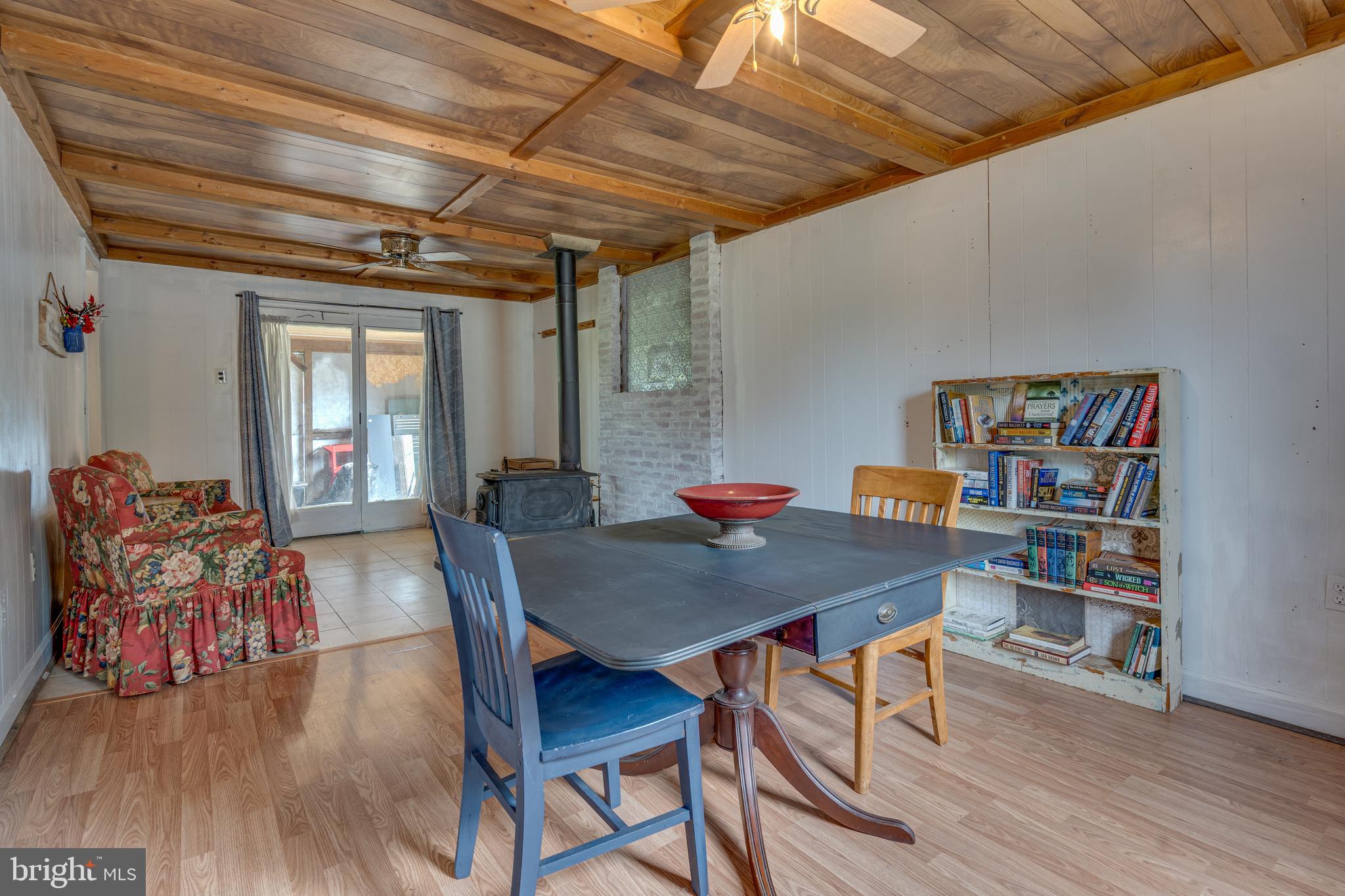 ORCHARD HILLS - Residential