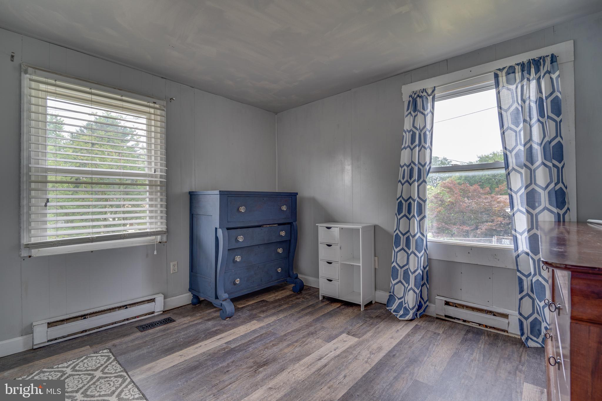 ORCHARD HILLS - Residential