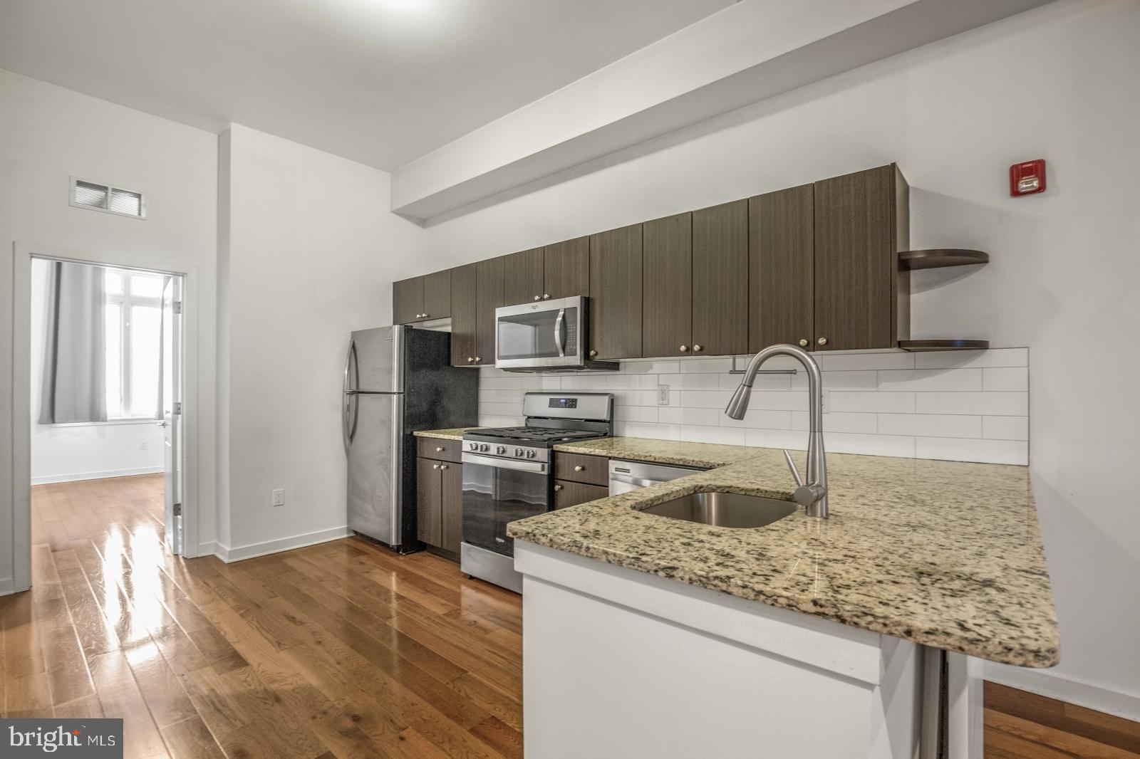 EAST PASSYUNK CROSSING - Residential Lease