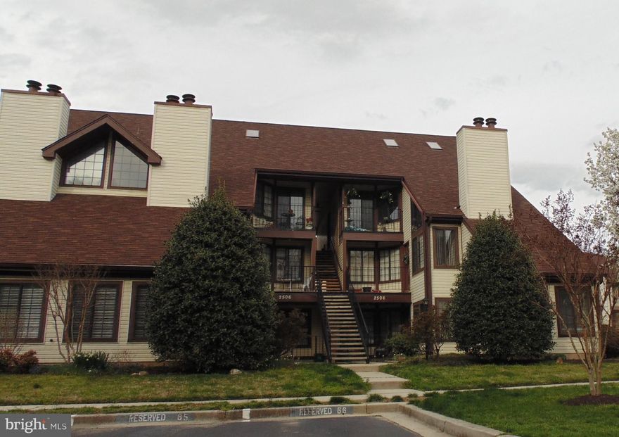 LOVELY HOME W/ NEUTRAL CARPET & PAINT**PREFER NO SMOKING AND NO PETS, WILL CONSIDER CASE BY CASE THOUGH**