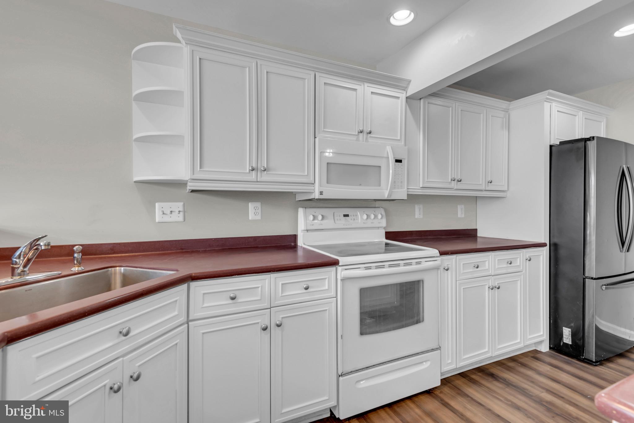 CLOVERFIELDS - Residential