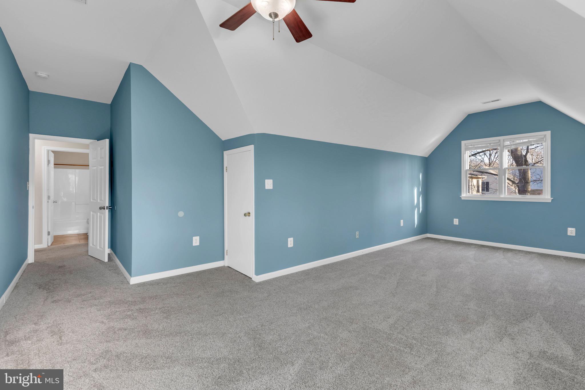 CLOVERFIELDS - Residential