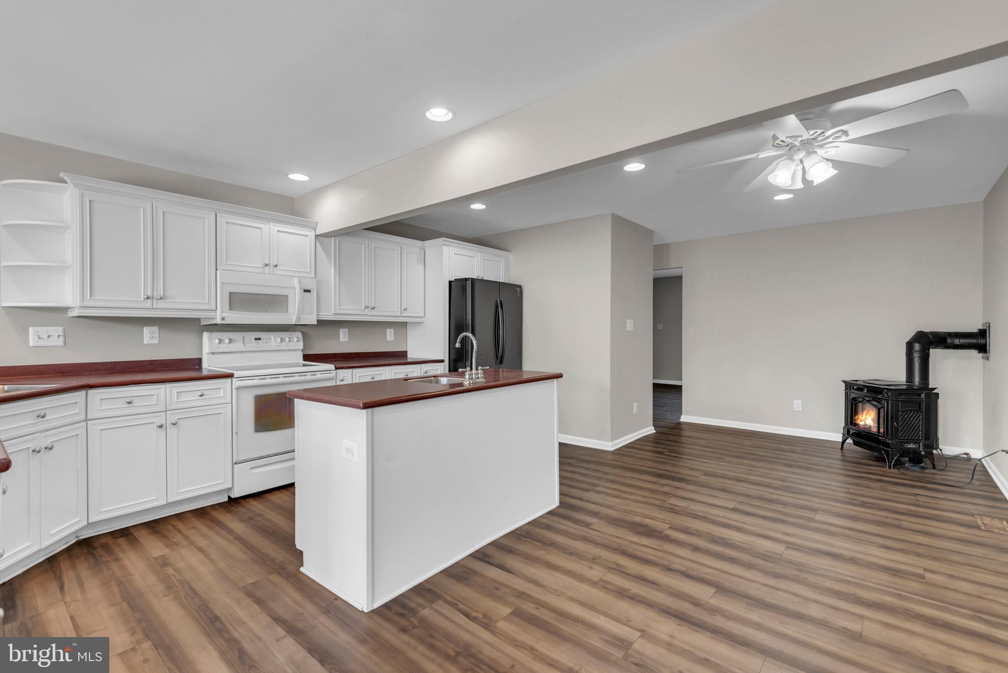 CLOVERFIELDS - Residential