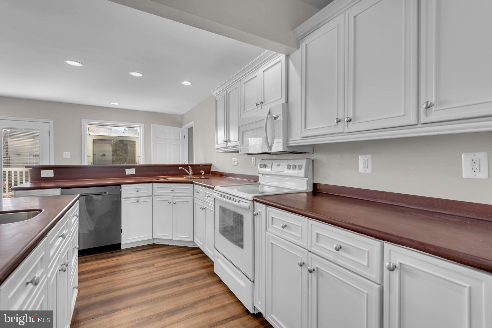 CLOVERFIELDS - Residential