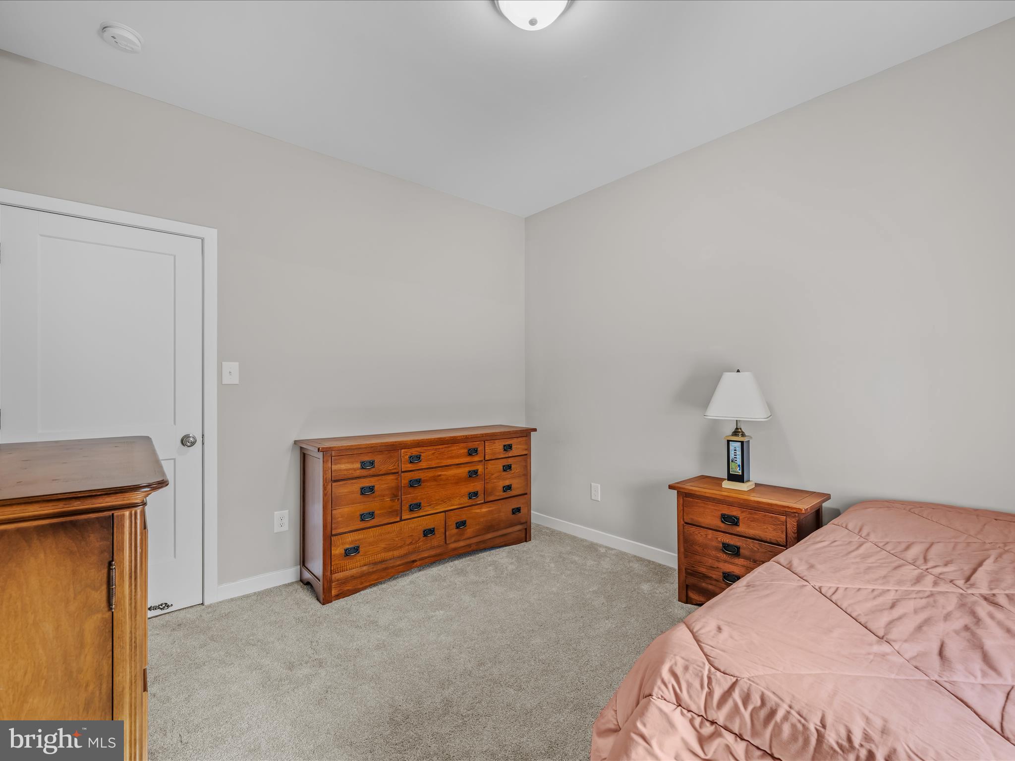 NADENBOUSCH PINES - Residential