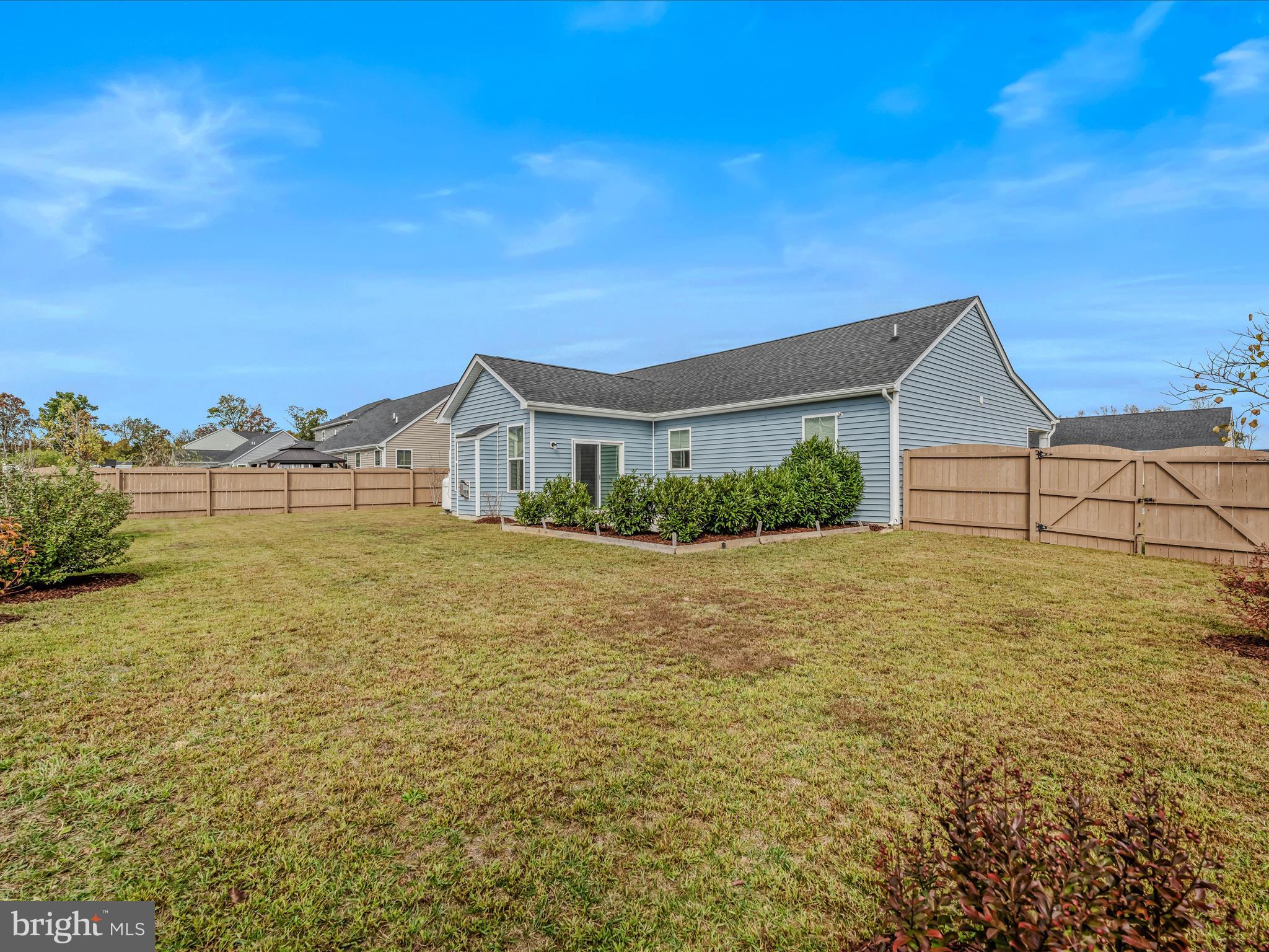 NADENBOUSCH PINES - Residential