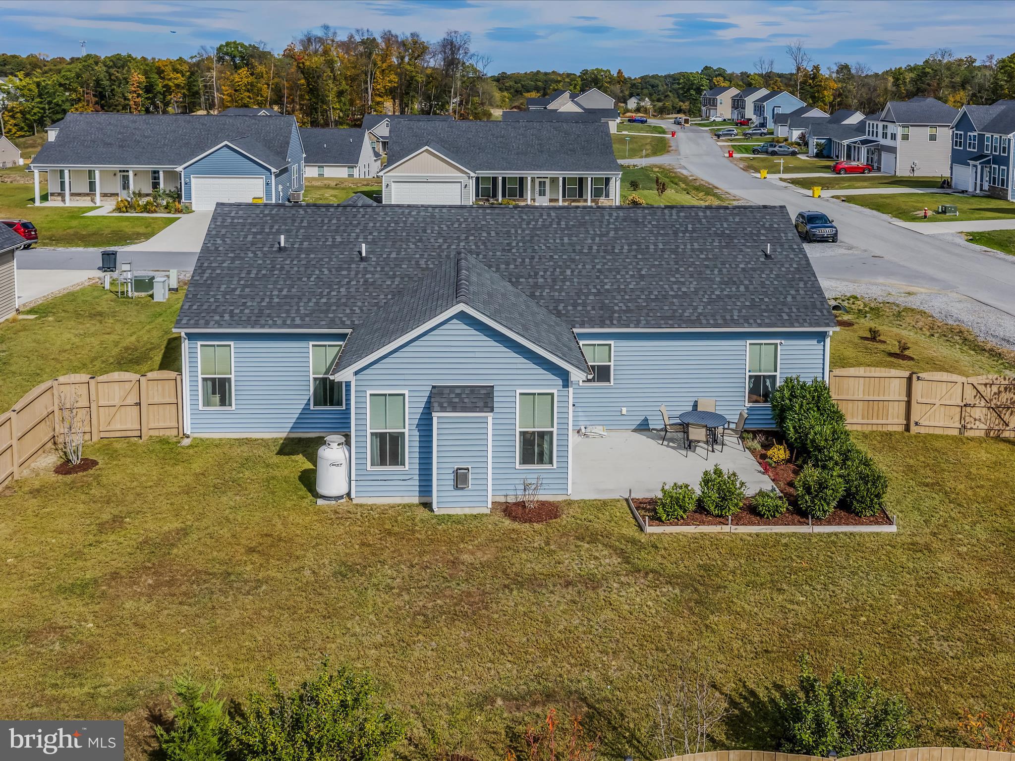 NADENBOUSCH PINES - Residential