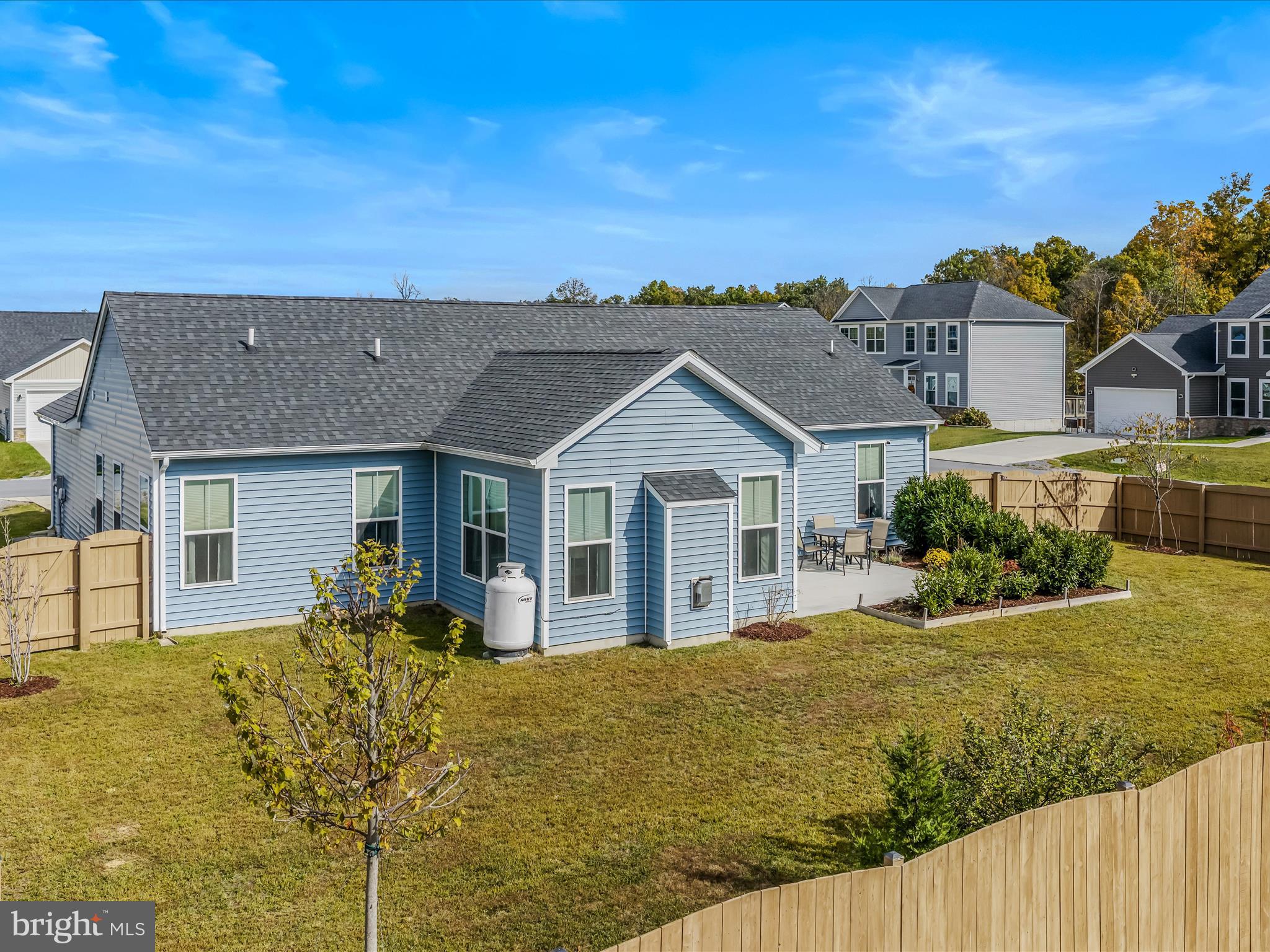 NADENBOUSCH PINES - Residential