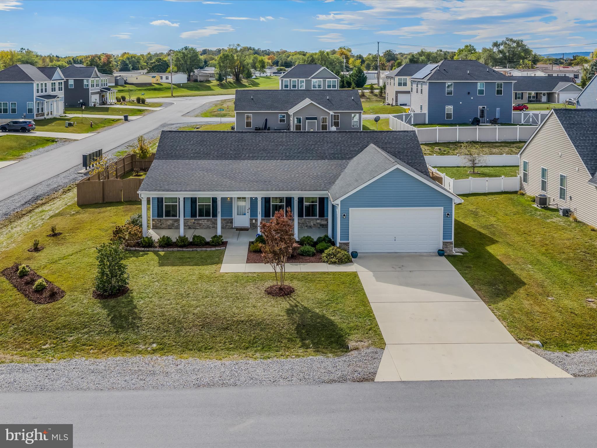 NADENBOUSCH PINES - Residential