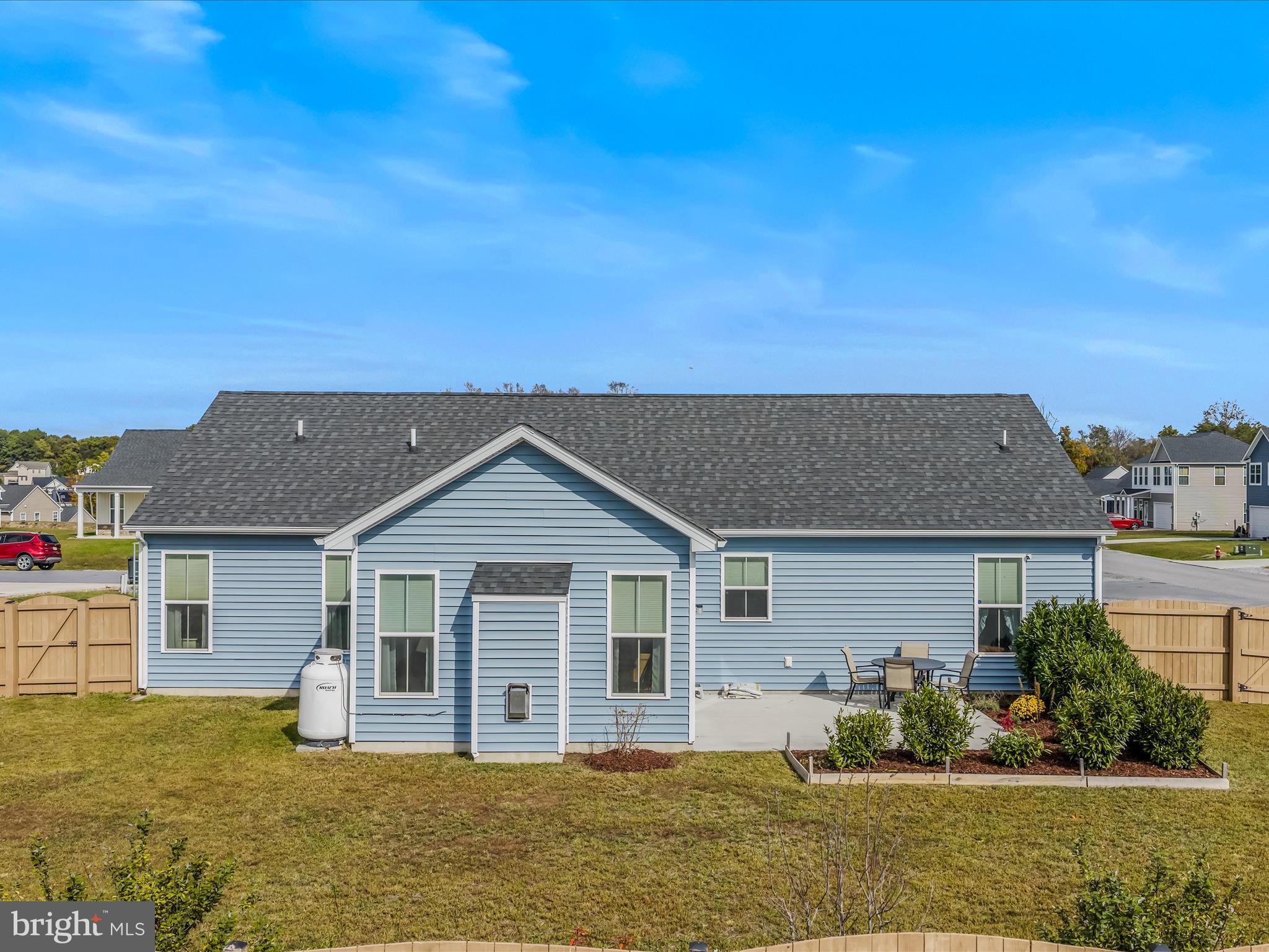 NADENBOUSCH PINES - Residential