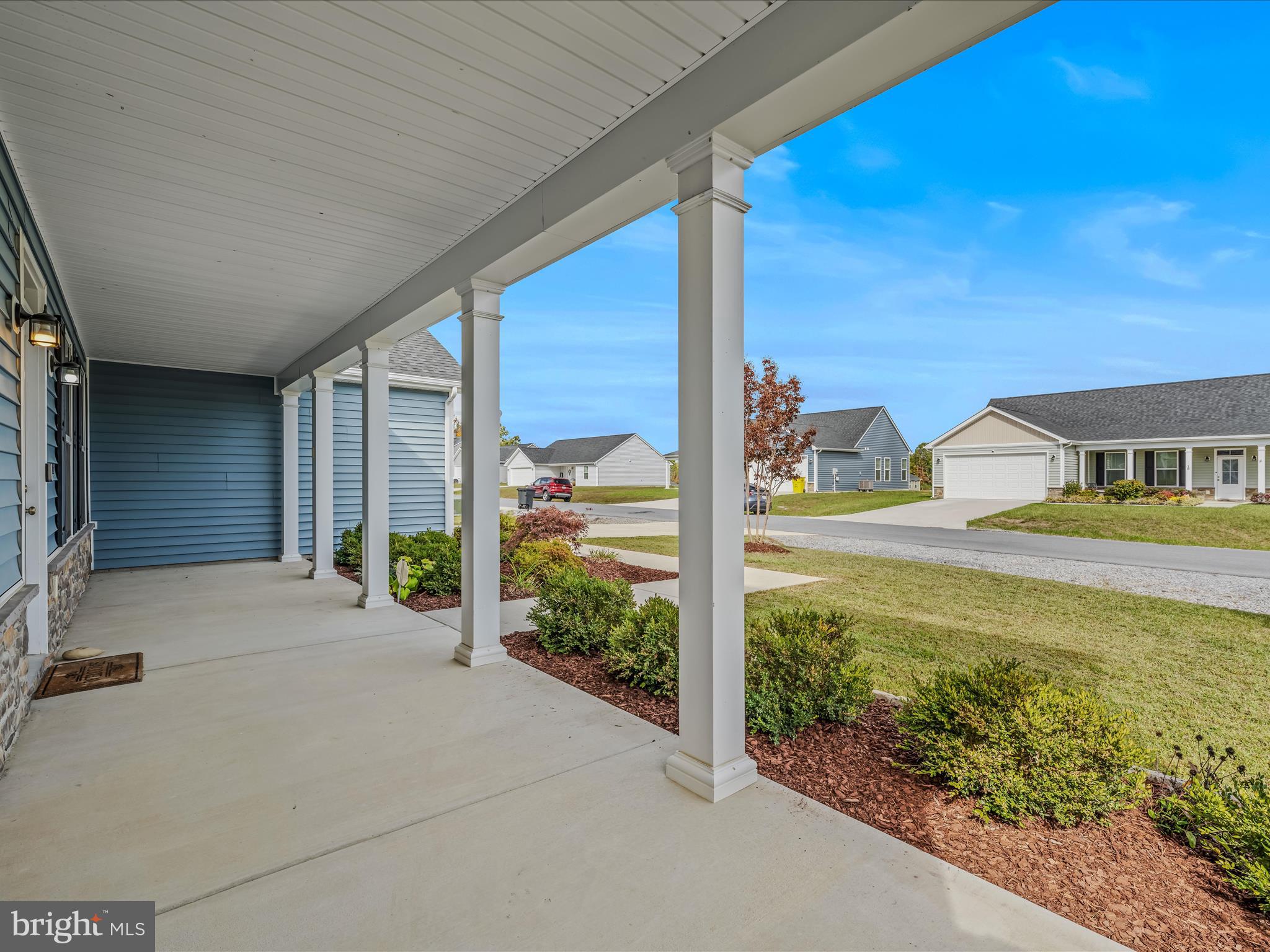 NADENBOUSCH PINES - Residential