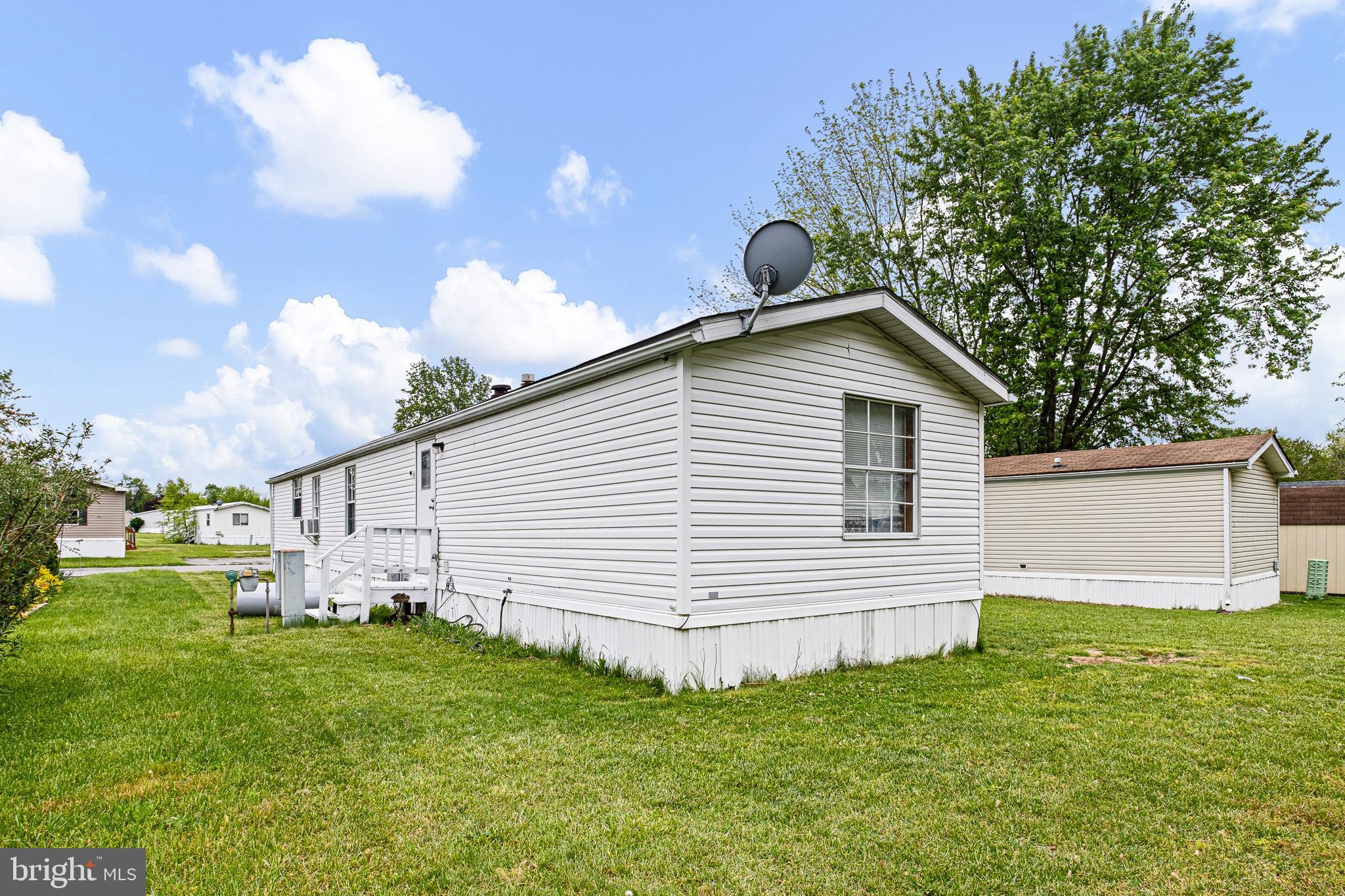 VILLAGEBROOK TR PK - Residential