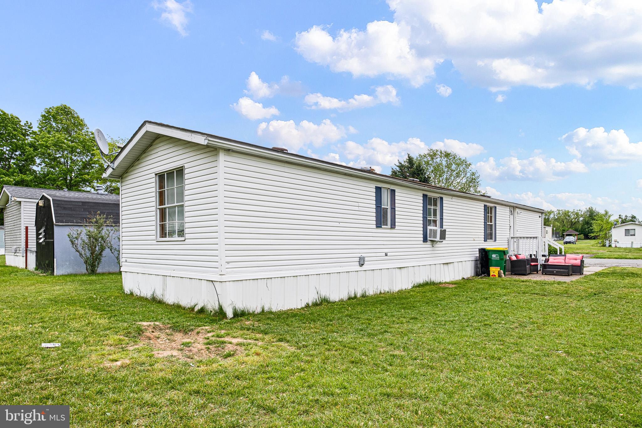 VILLAGEBROOK TR PK - Residential