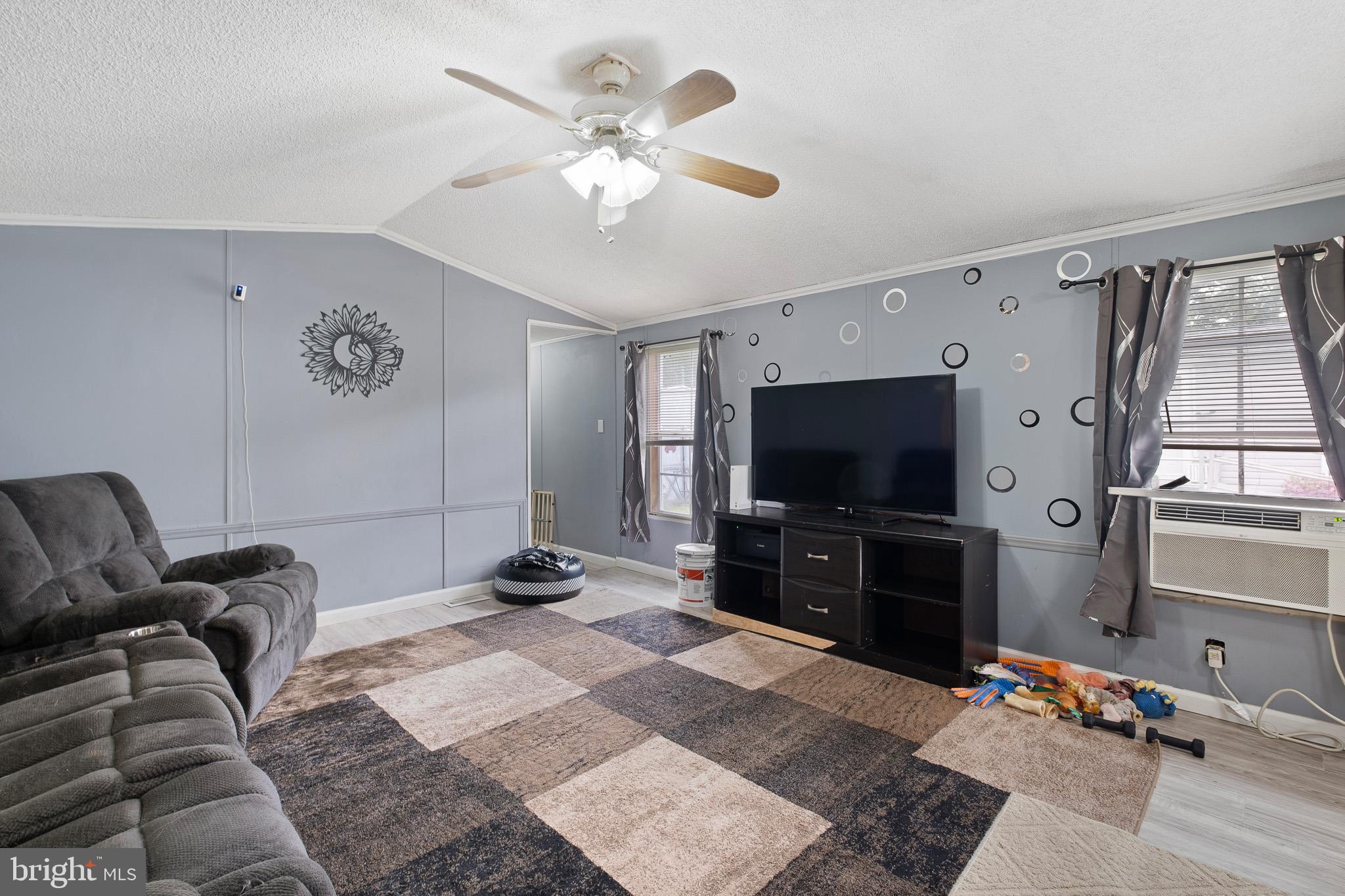 VILLAGEBROOK TR PK - Residential