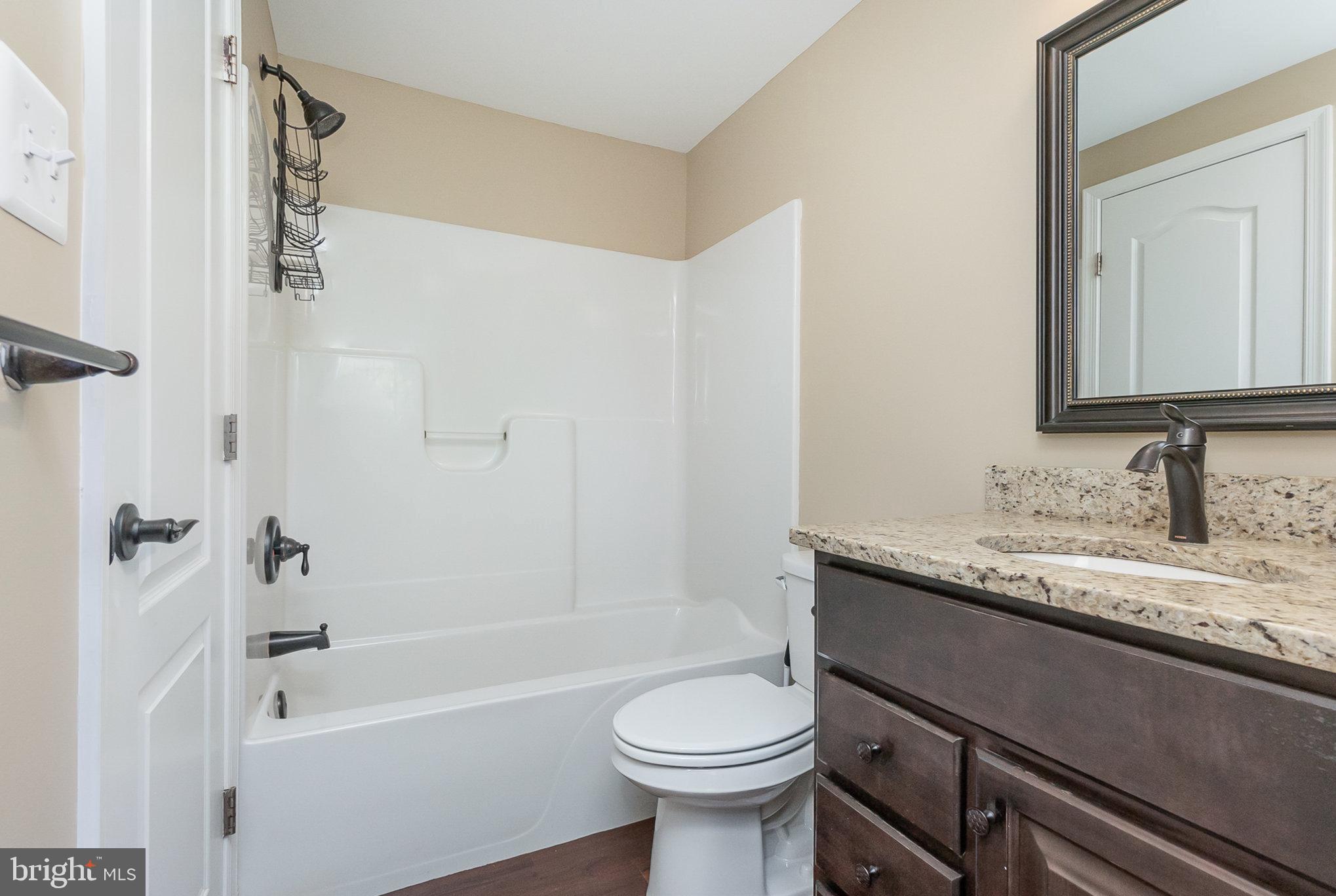 LAUREL VALLEY - Residential