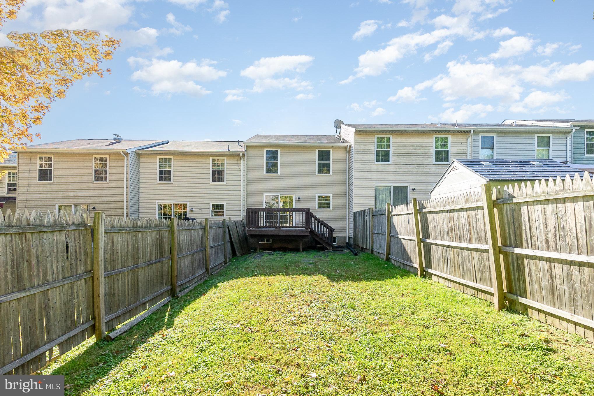 LAUREL VALLEY - Residential