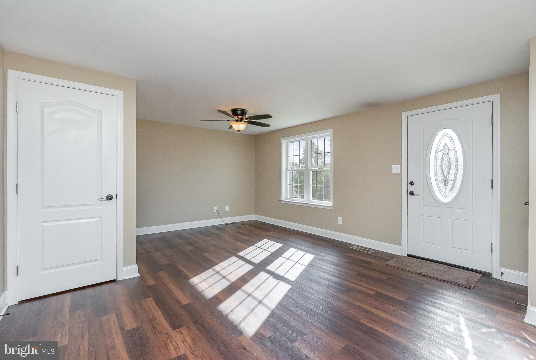 LAUREL VALLEY - Residential