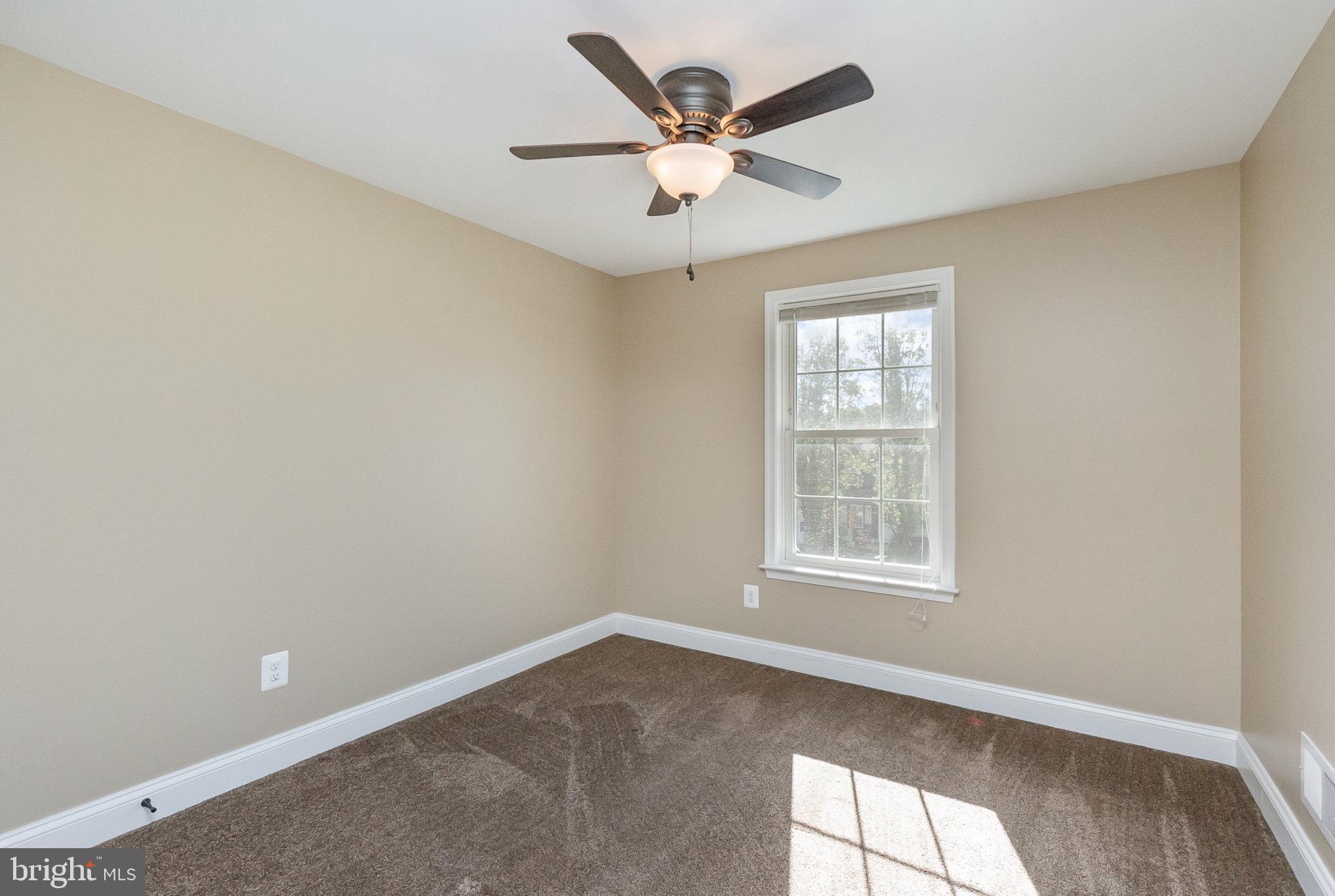 LAUREL VALLEY - Residential