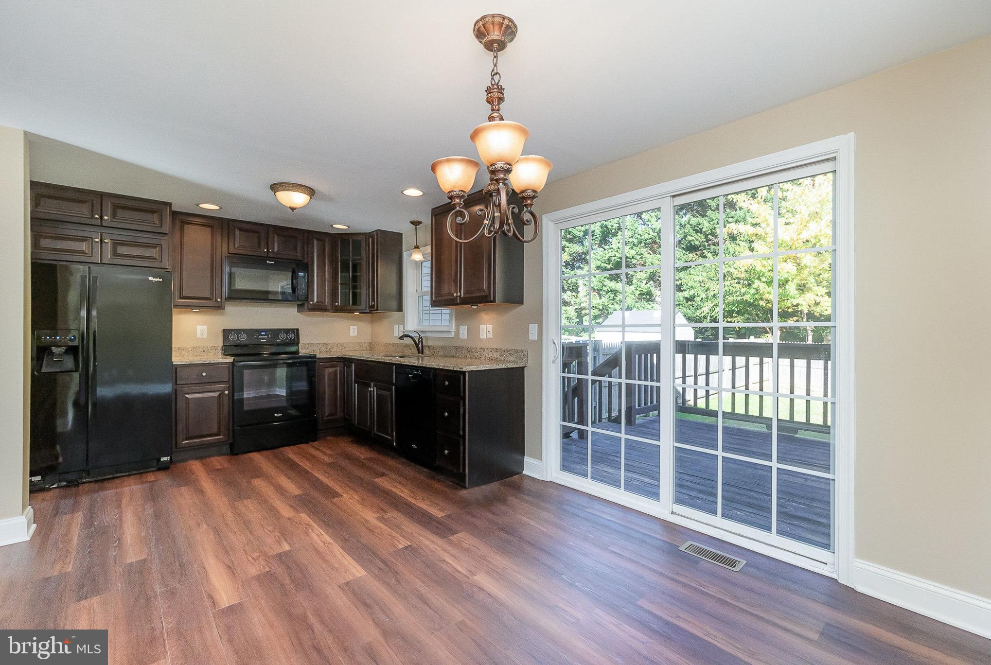 LAUREL VALLEY - Residential