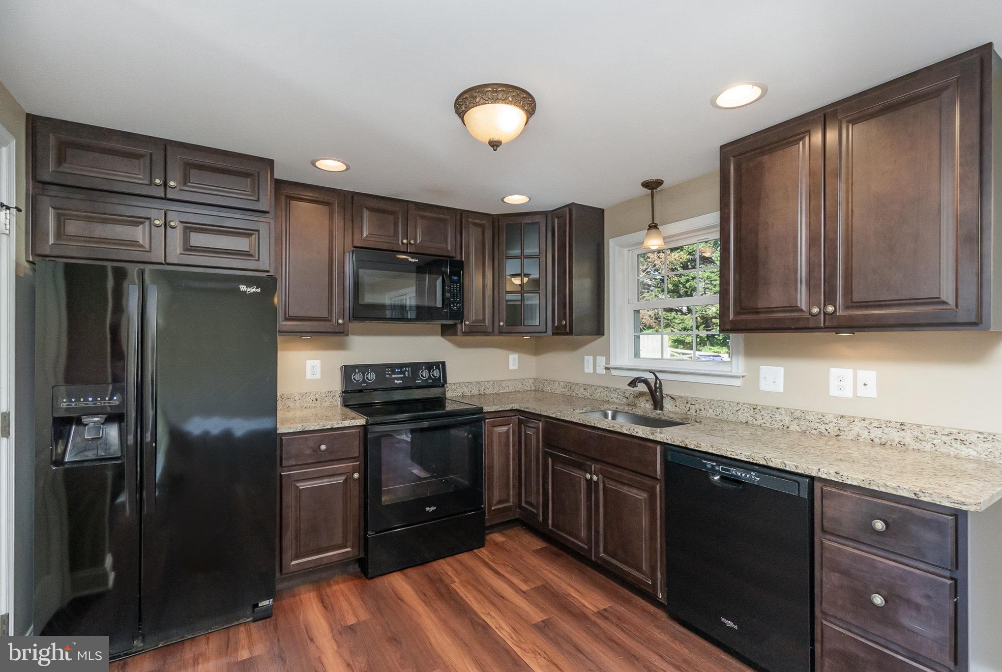 LAUREL VALLEY - Residential