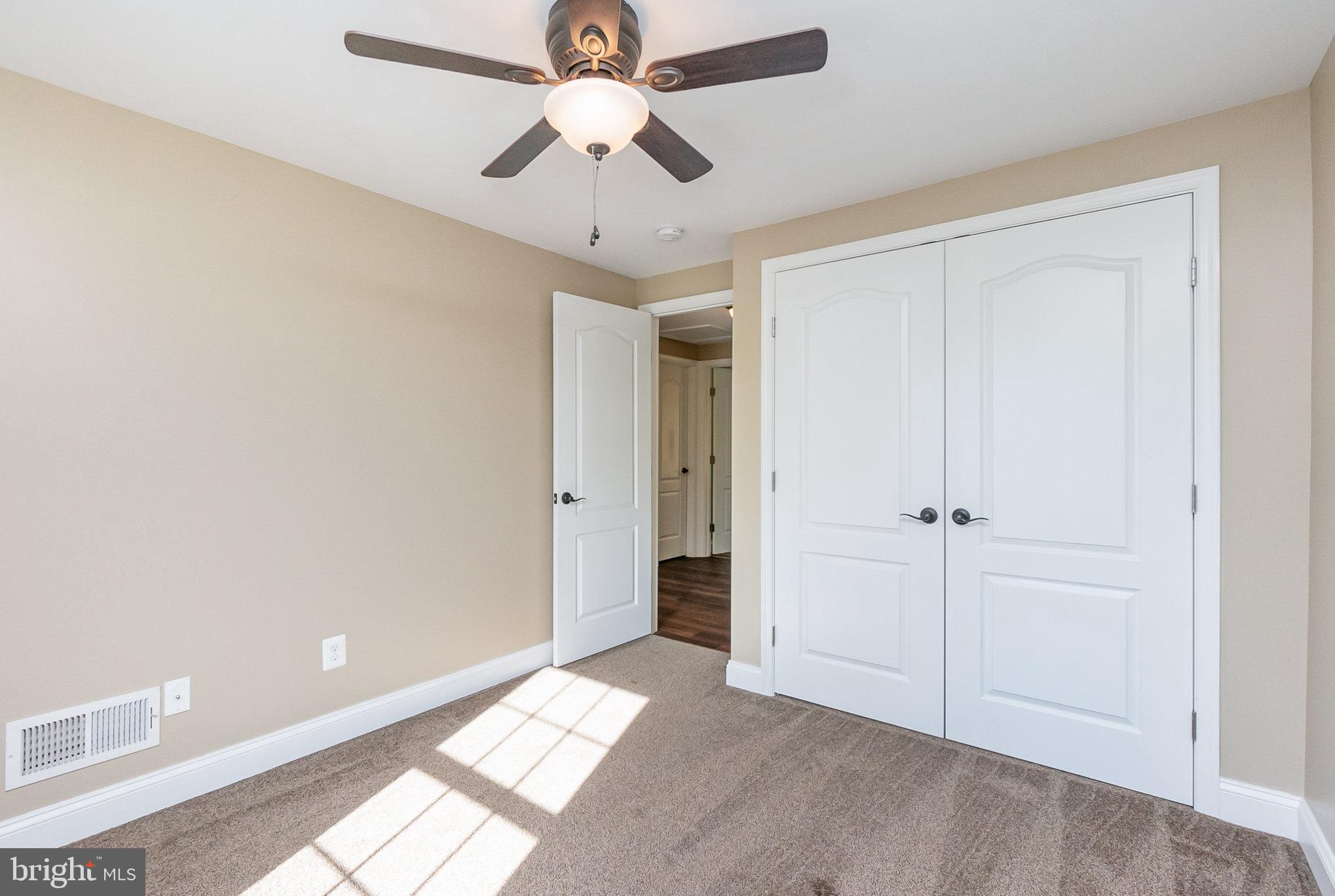 LAUREL VALLEY - Residential