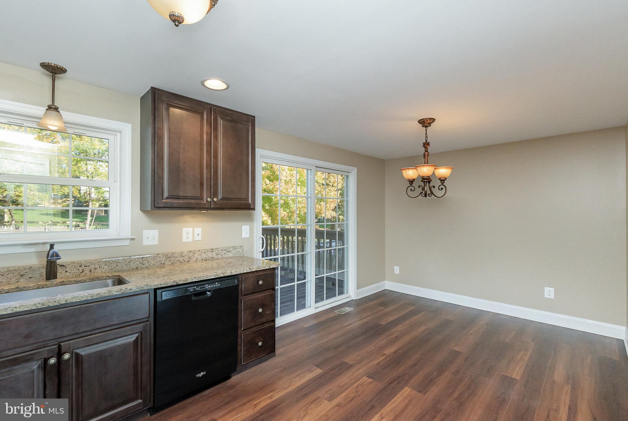 LAUREL VALLEY - Residential