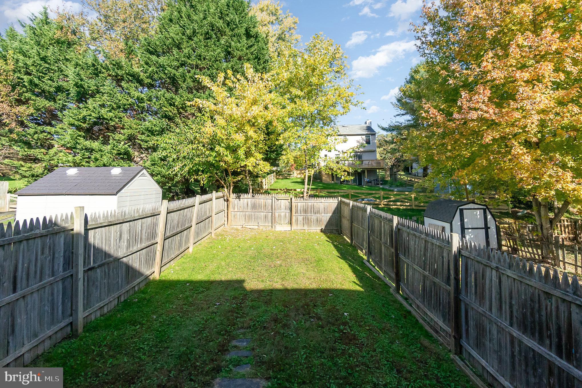 LAUREL VALLEY - Residential