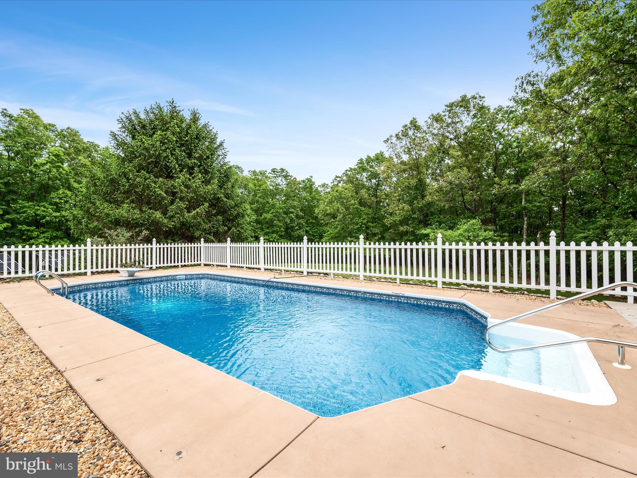 WINCHESTER - Residential