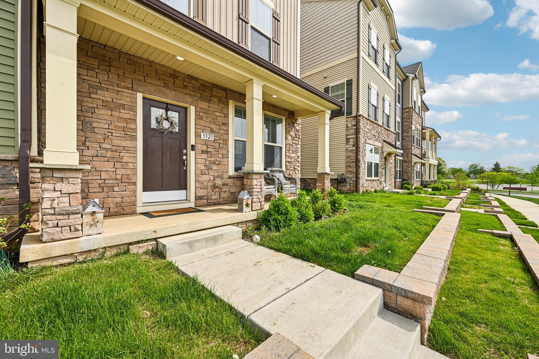 VILLAGES OF URBANA - Residential