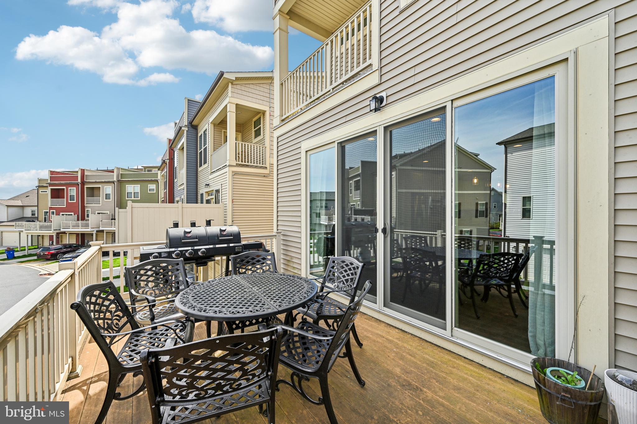 VILLAGES OF URBANA - Residential