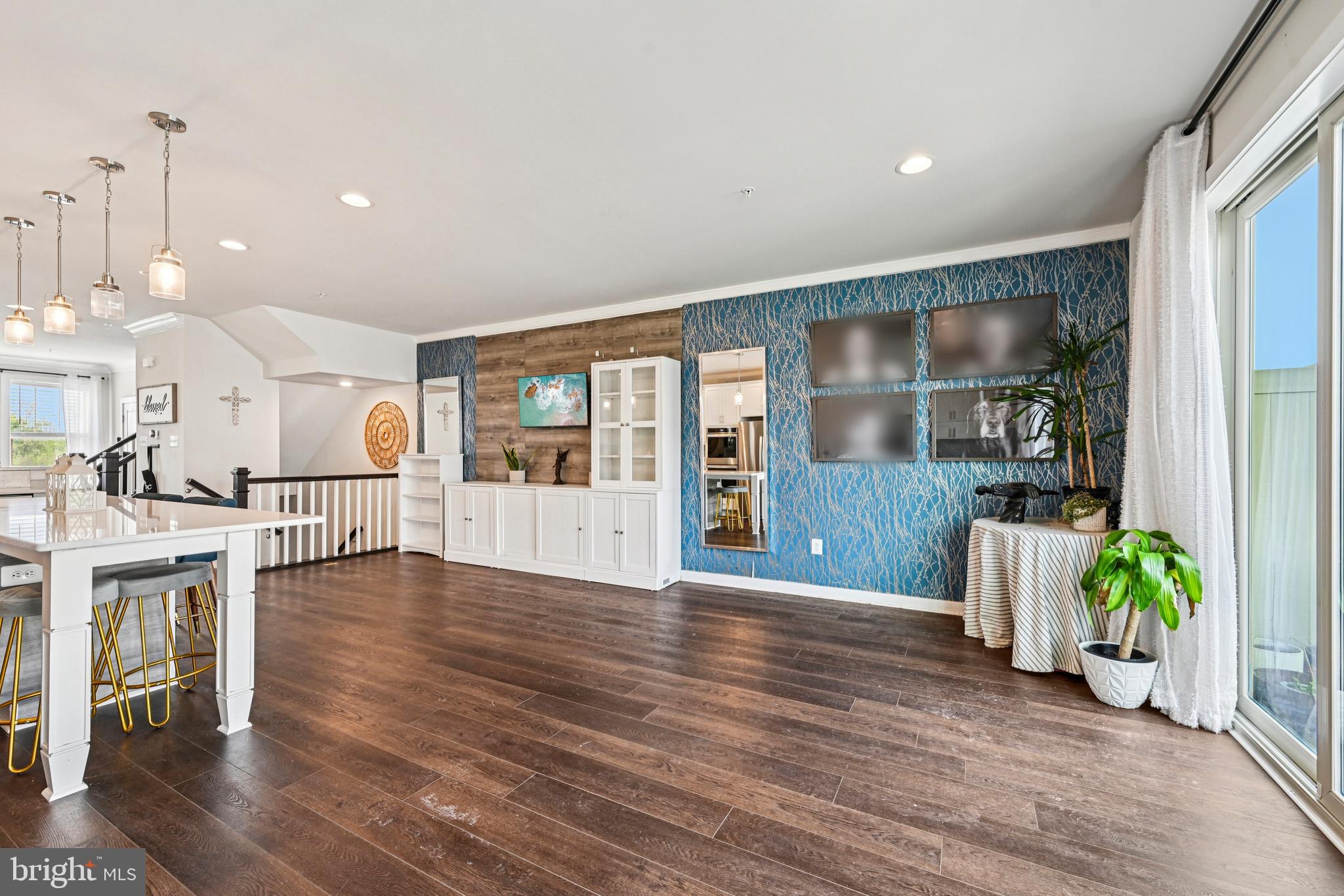 VILLAGES OF URBANA - Residential