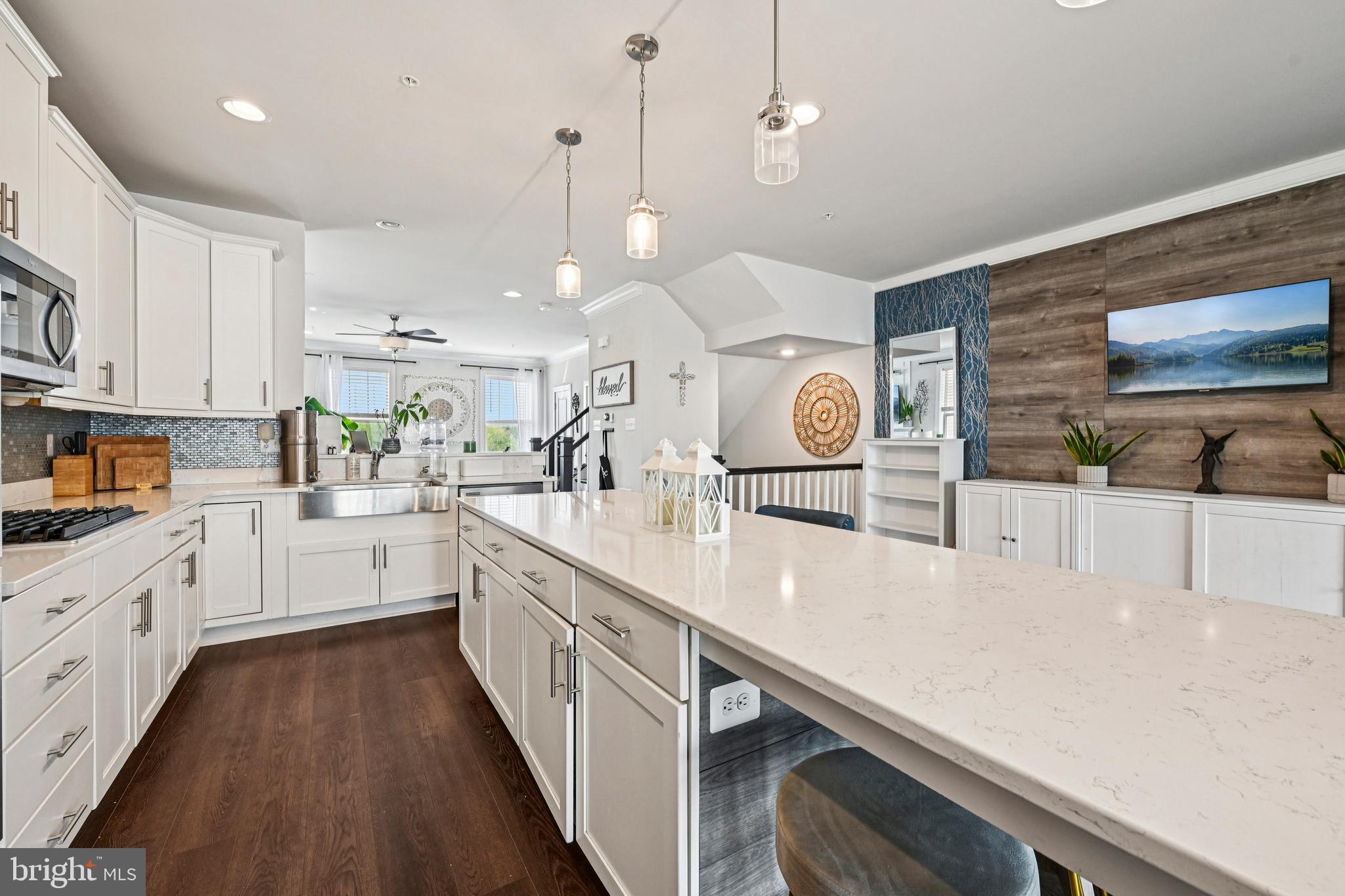 VILLAGES OF URBANA - Residential