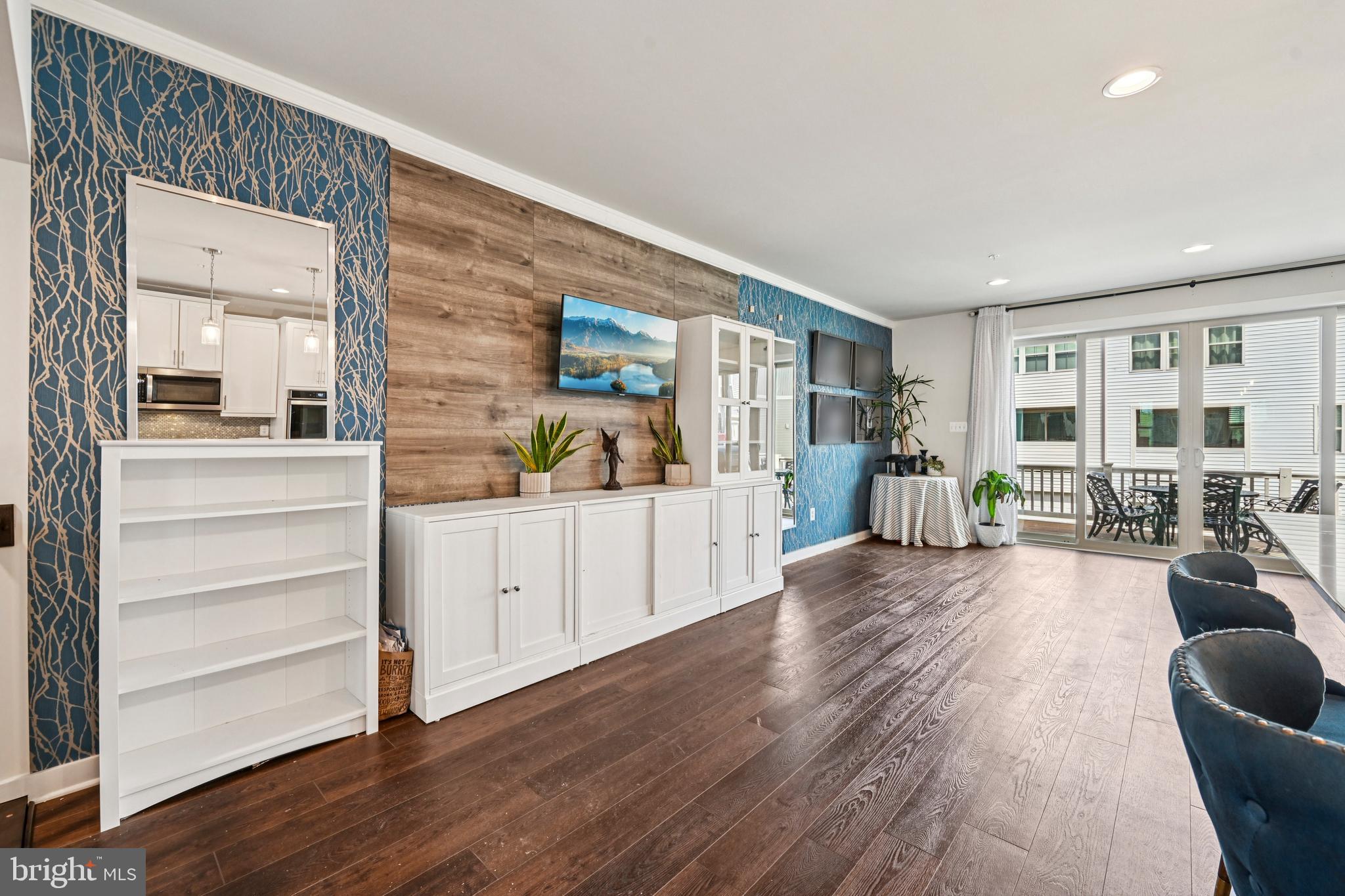 VILLAGES OF URBANA - Residential