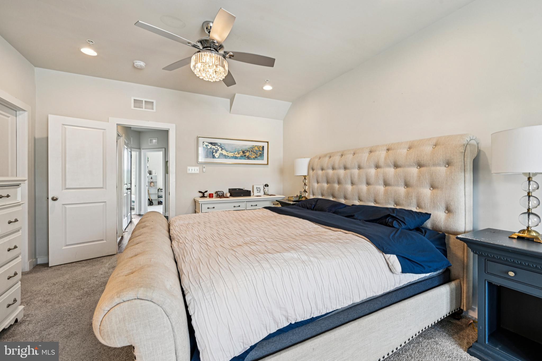 VILLAGES OF URBANA - Residential