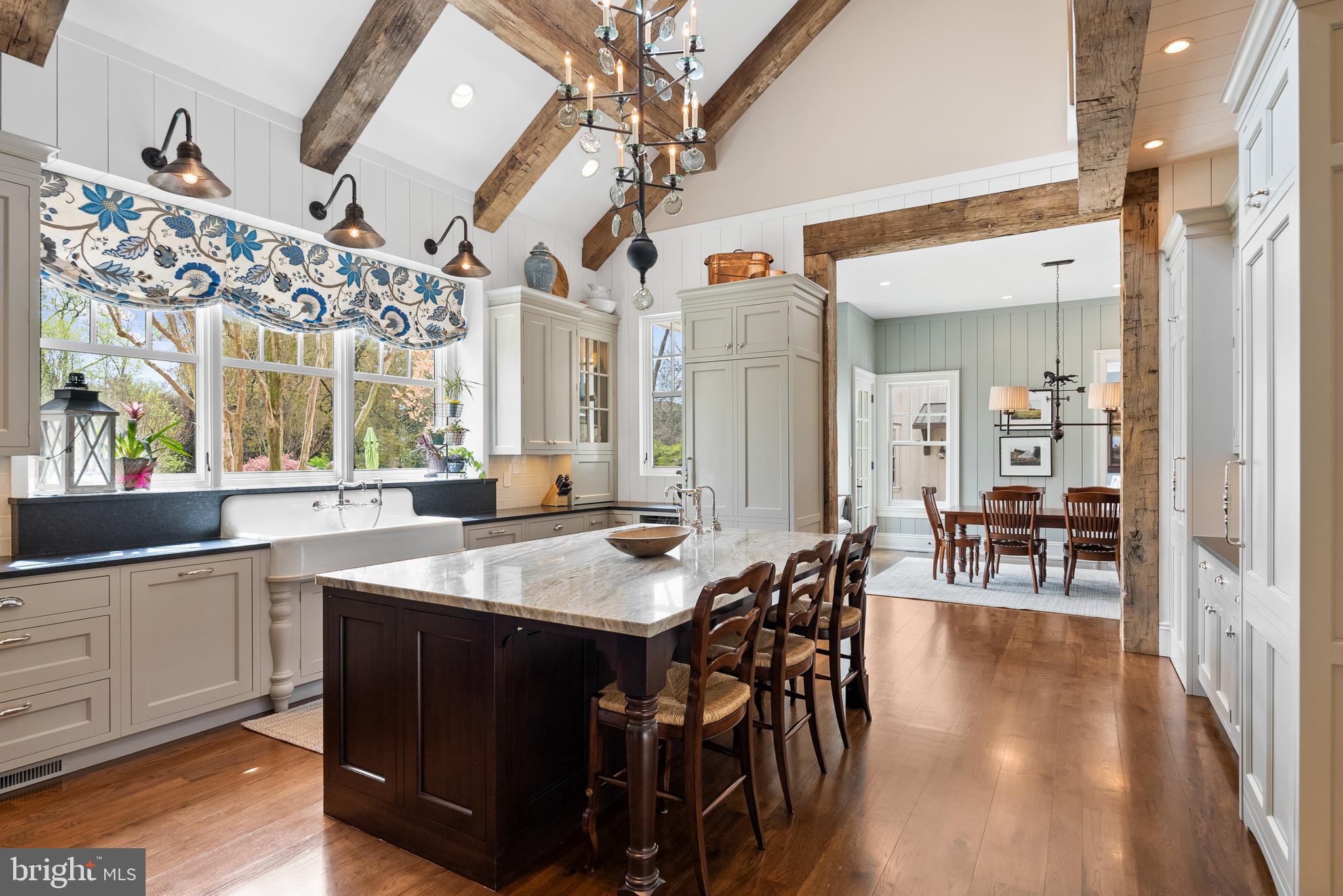 SALONA VILLAGE - Residential