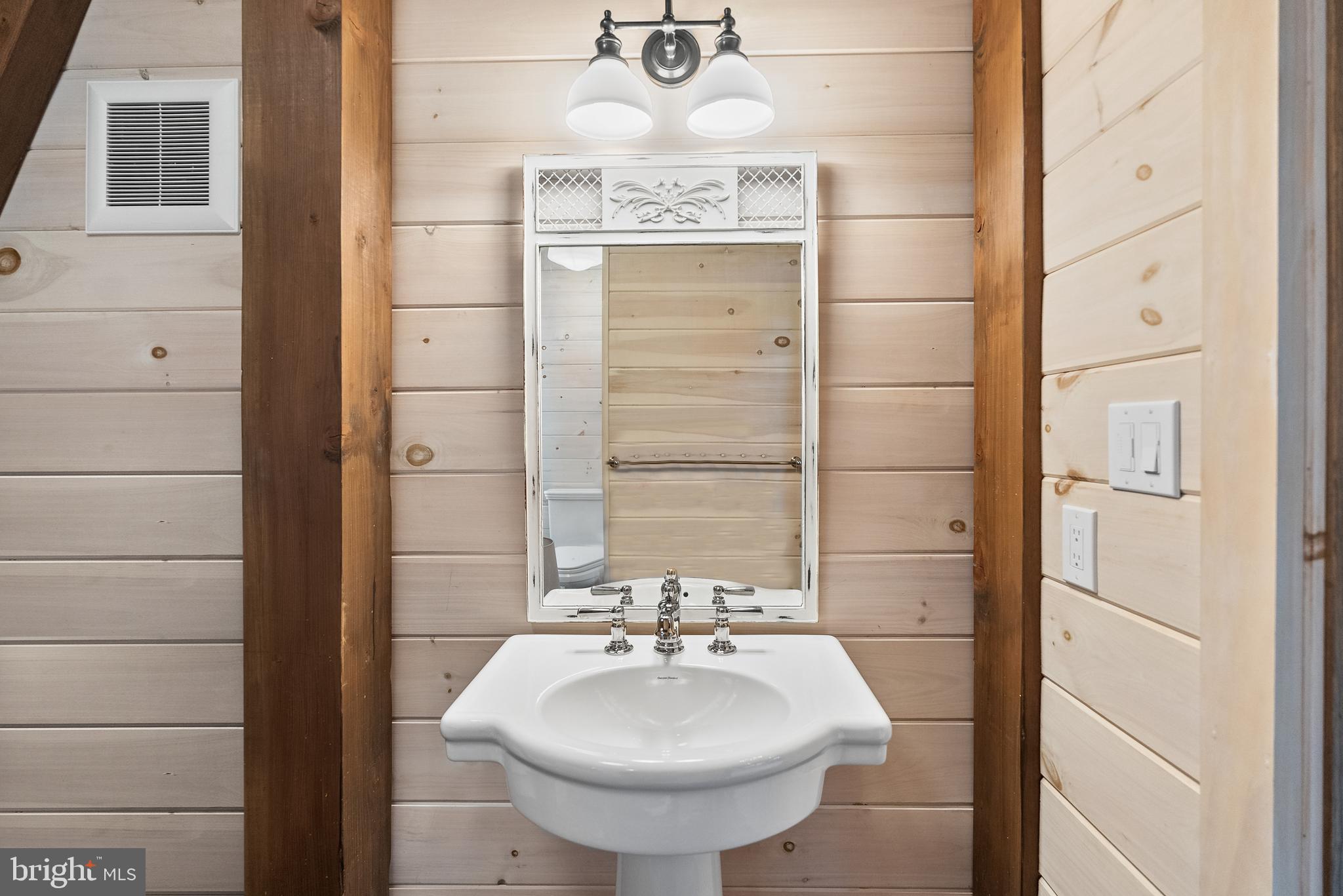 SALONA VILLAGE - Residential