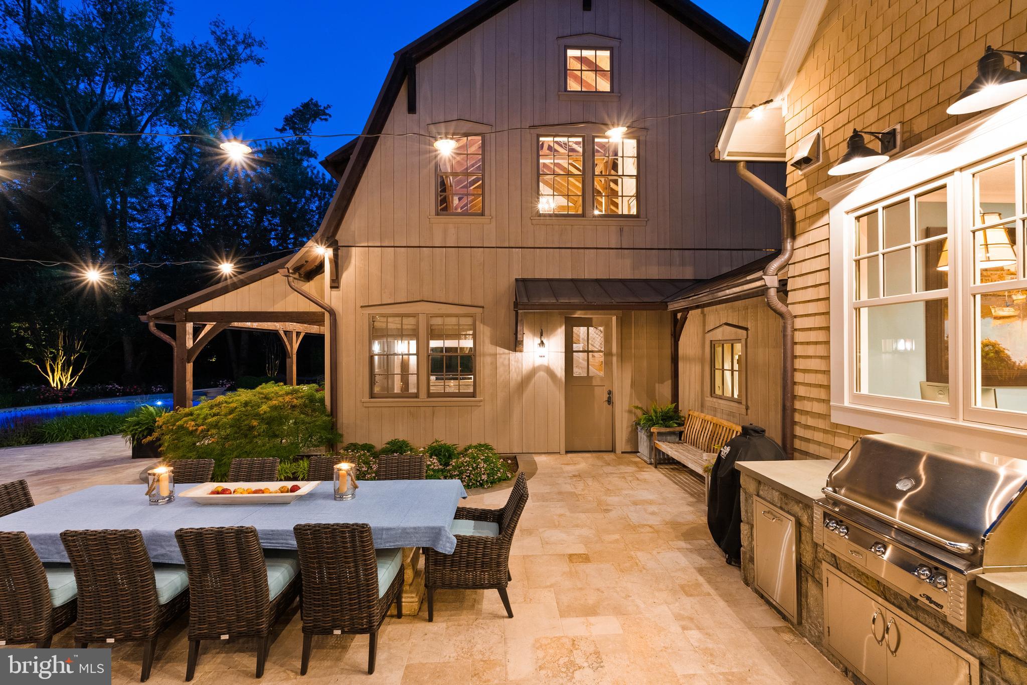 SALONA VILLAGE - Residential