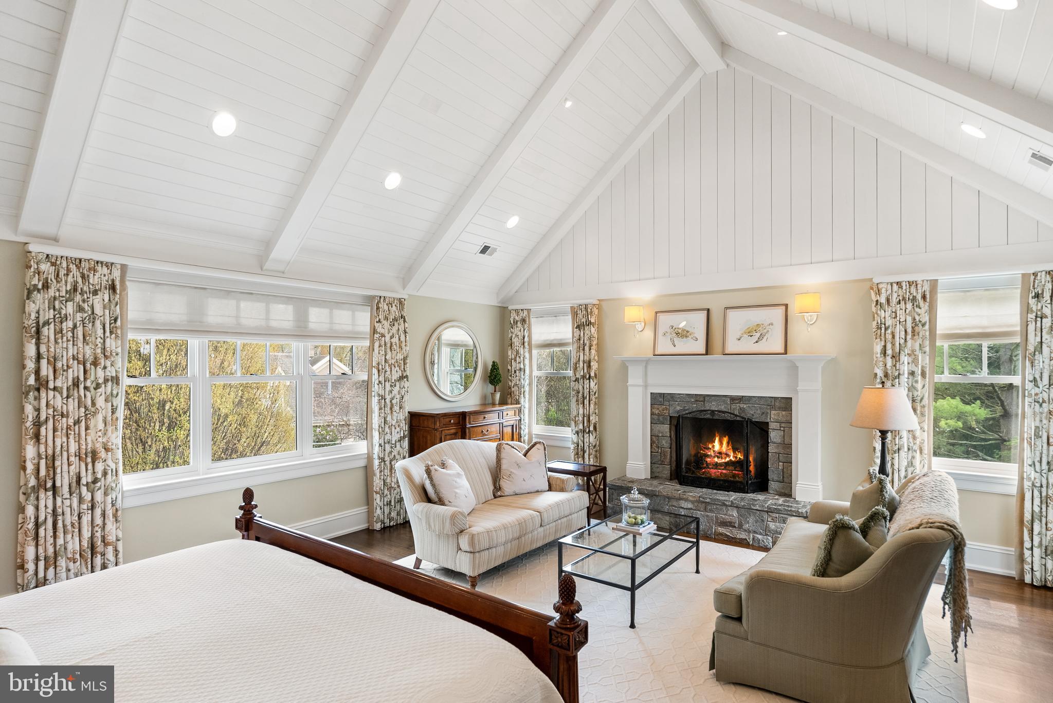 SALONA VILLAGE - Residential