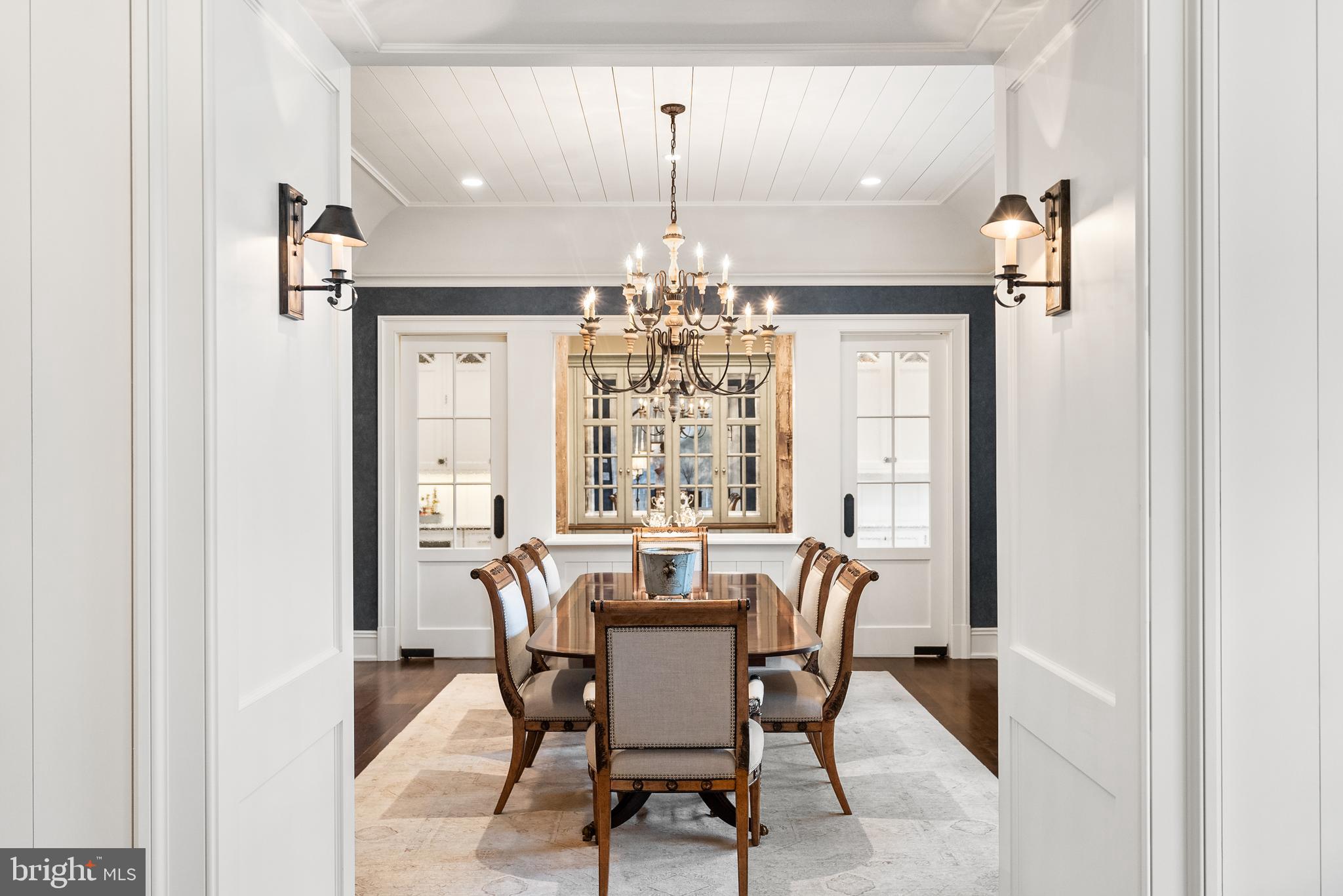 SALONA VILLAGE - Residential