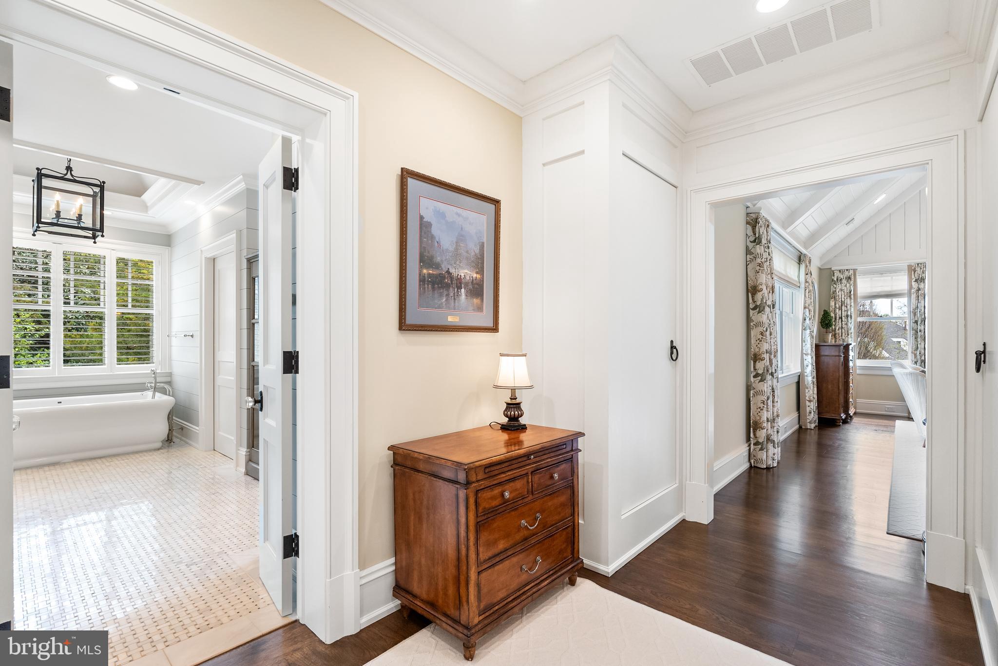 SALONA VILLAGE - Residential