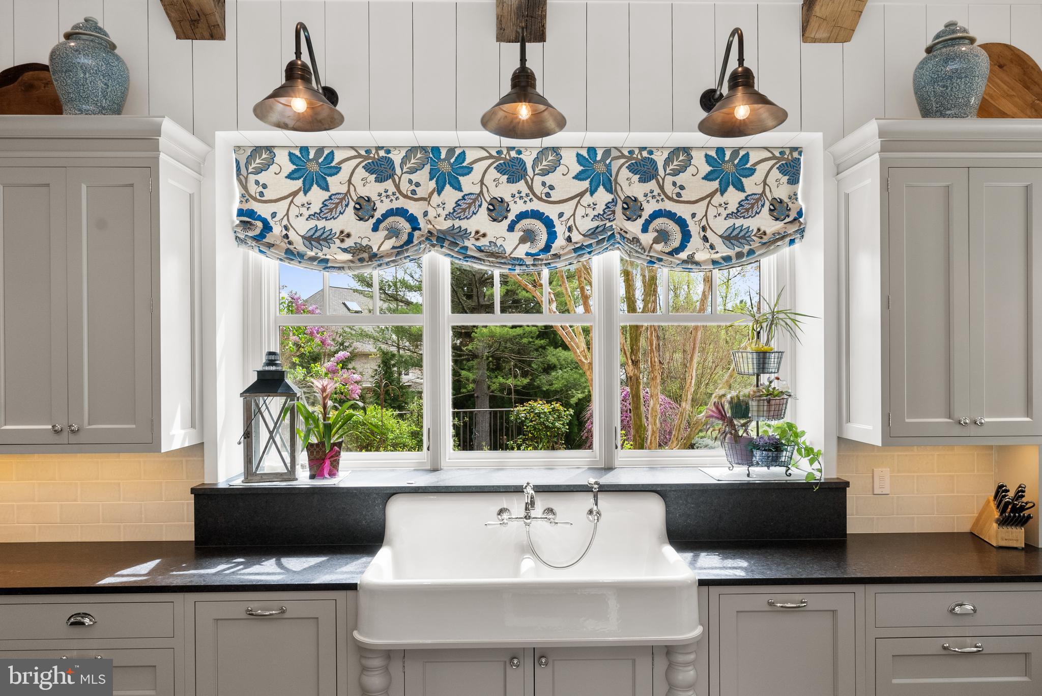 SALONA VILLAGE - Residential