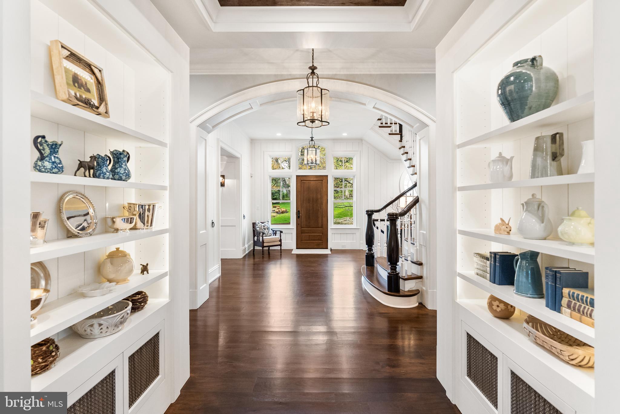 SALONA VILLAGE - Residential