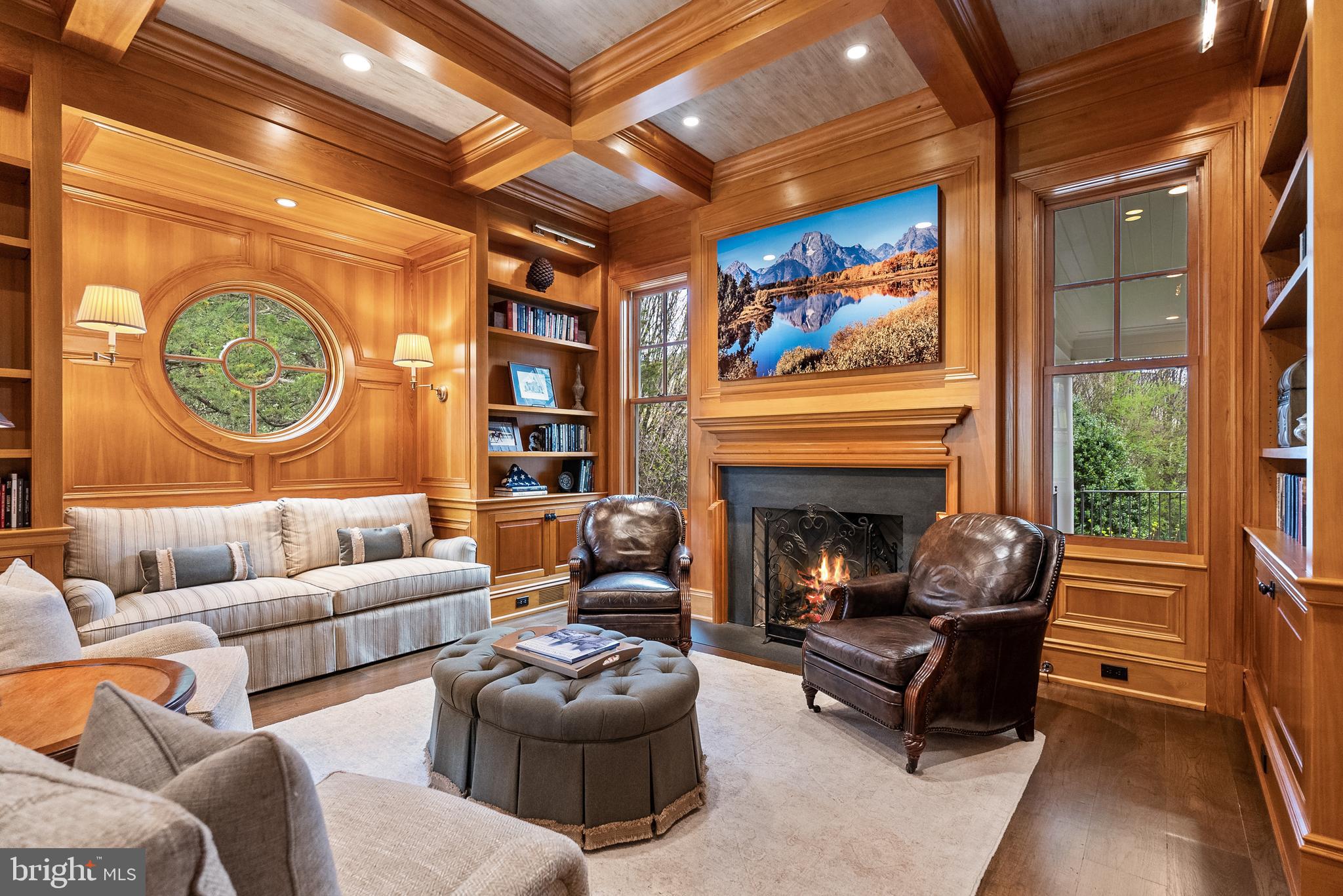 SALONA VILLAGE - Residential