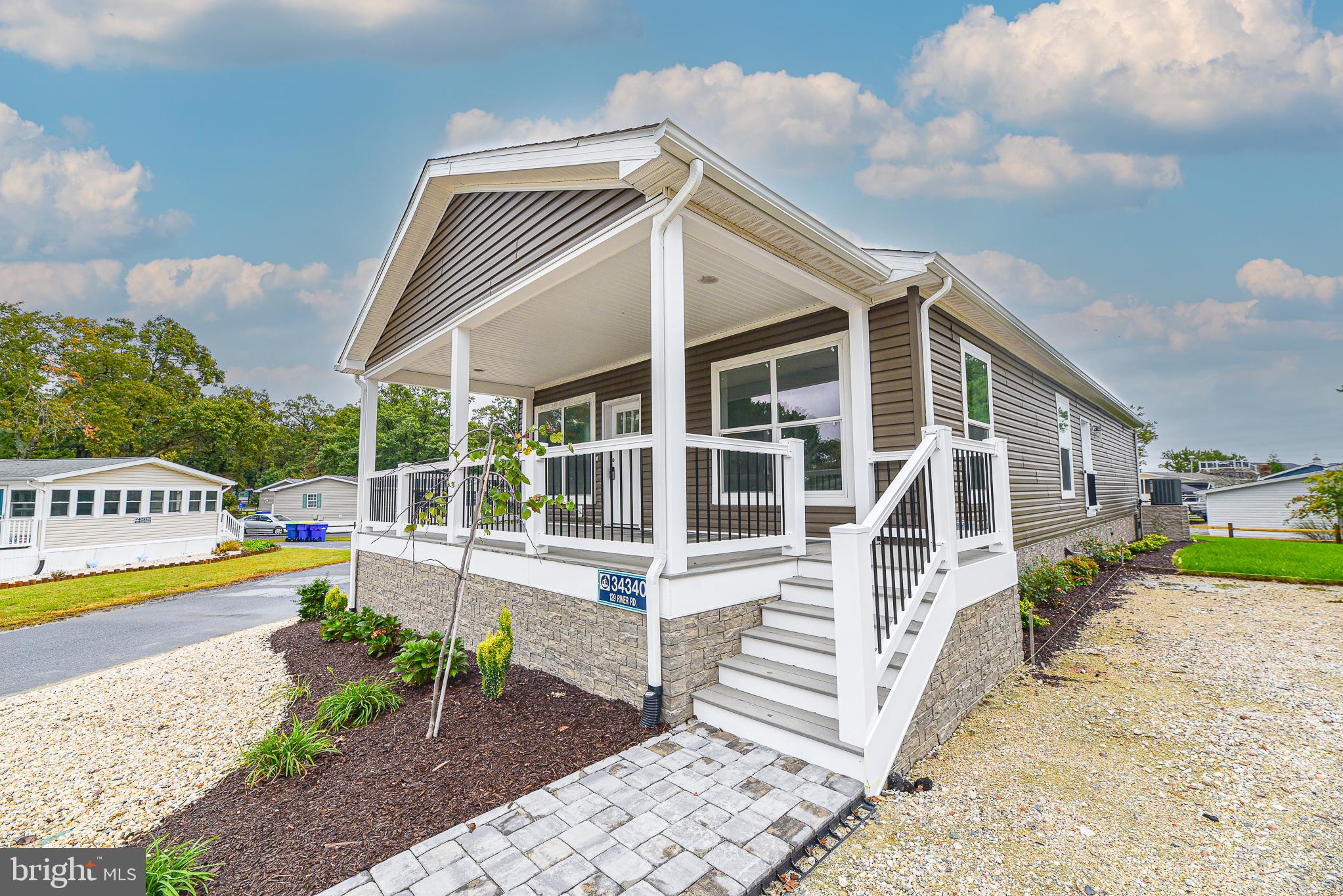 34340 RIVER ROAD 129