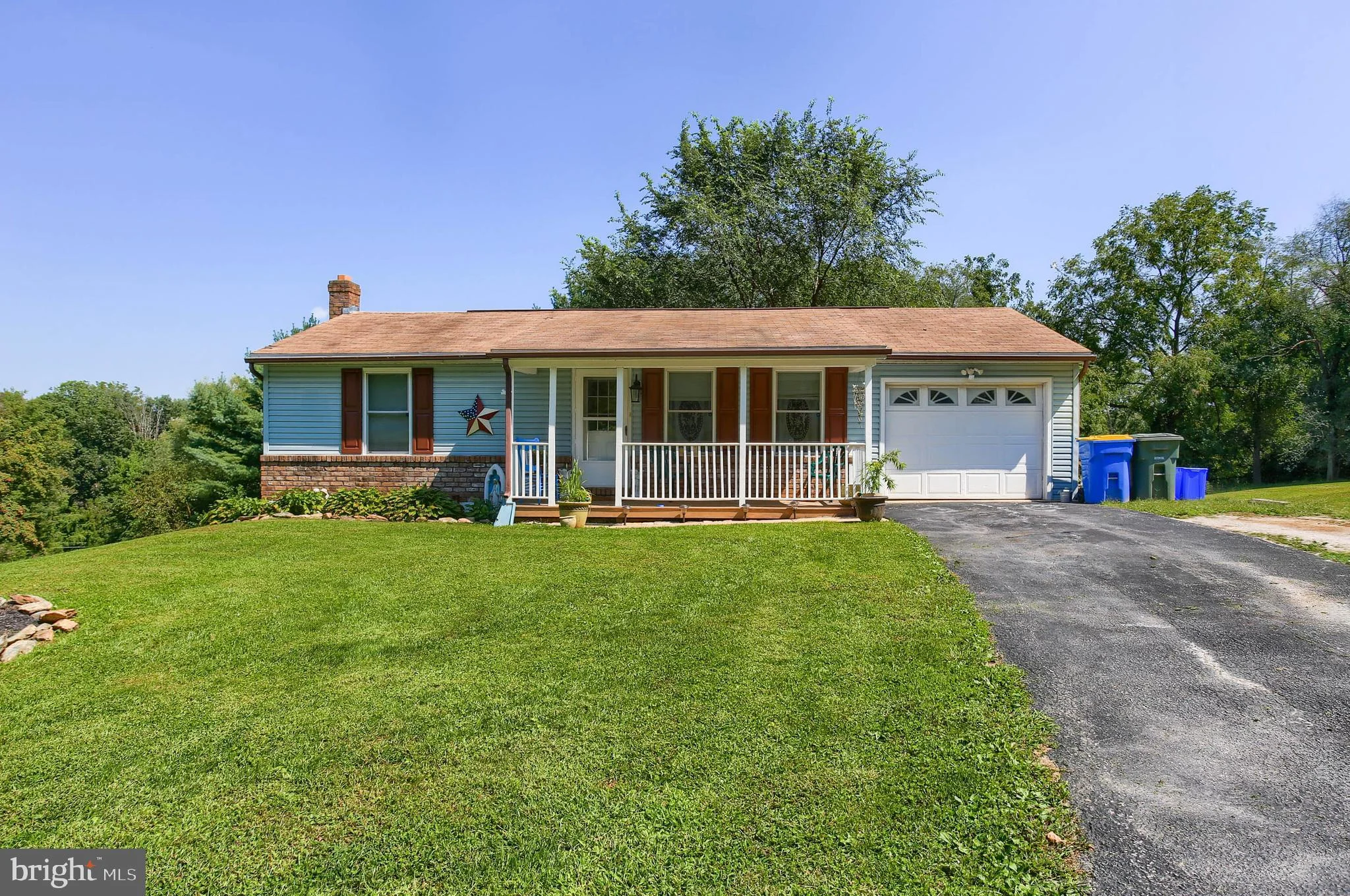 2969 Exeter Dr S S, York, PA 17403