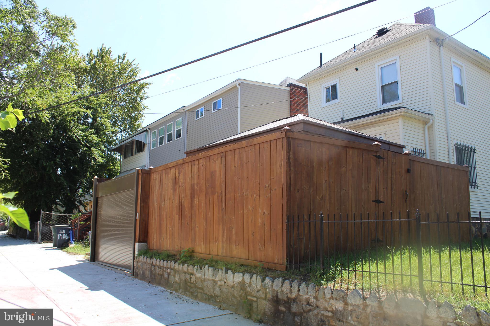 ANACOSTIA - Residential Lease